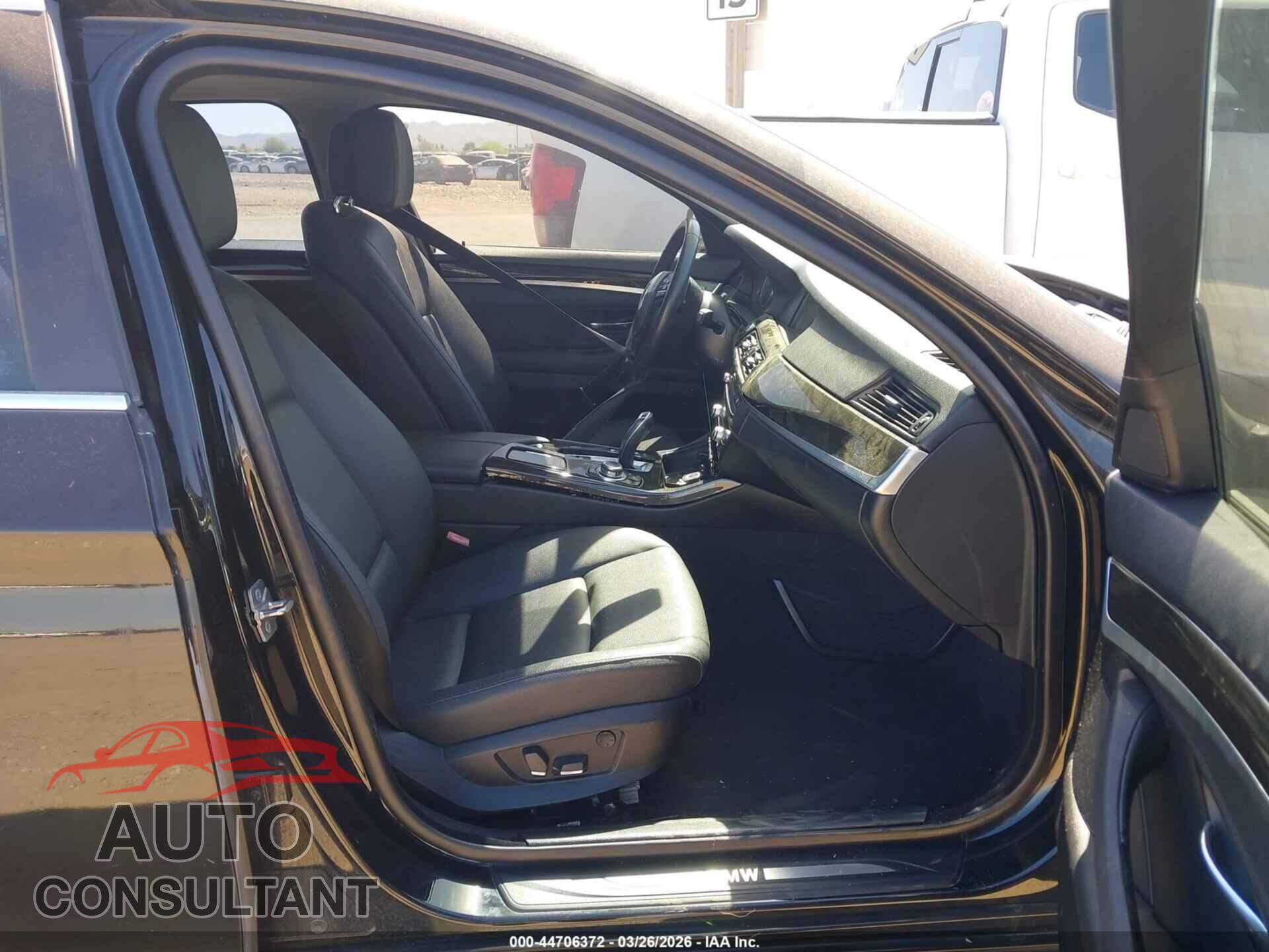 BMW 528I 2012 - WBAXG5C59CDX04173