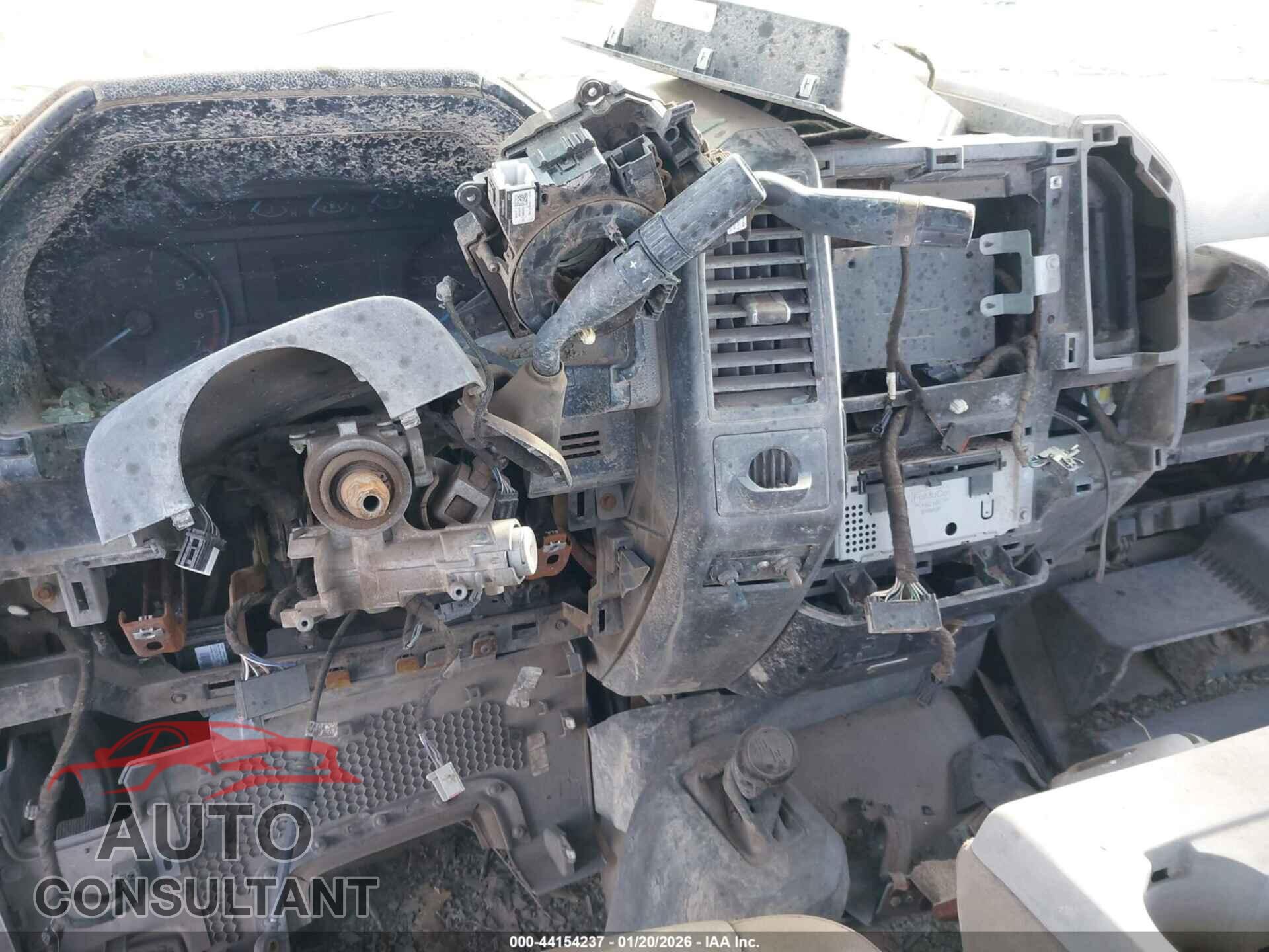 FORD F-350 CHASSIS 2017 - 1FDRF3F6XHDA04737