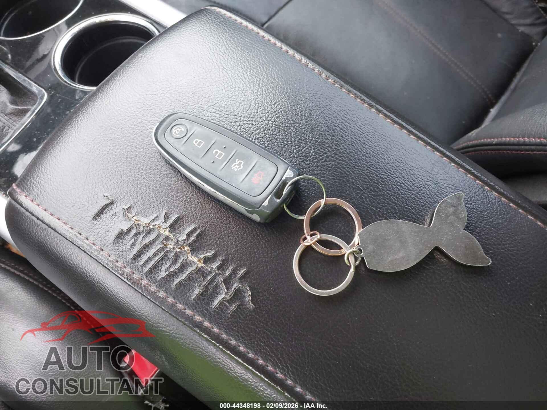 FORD EDGE 2011 - 2FMDK3KC8BBB09906