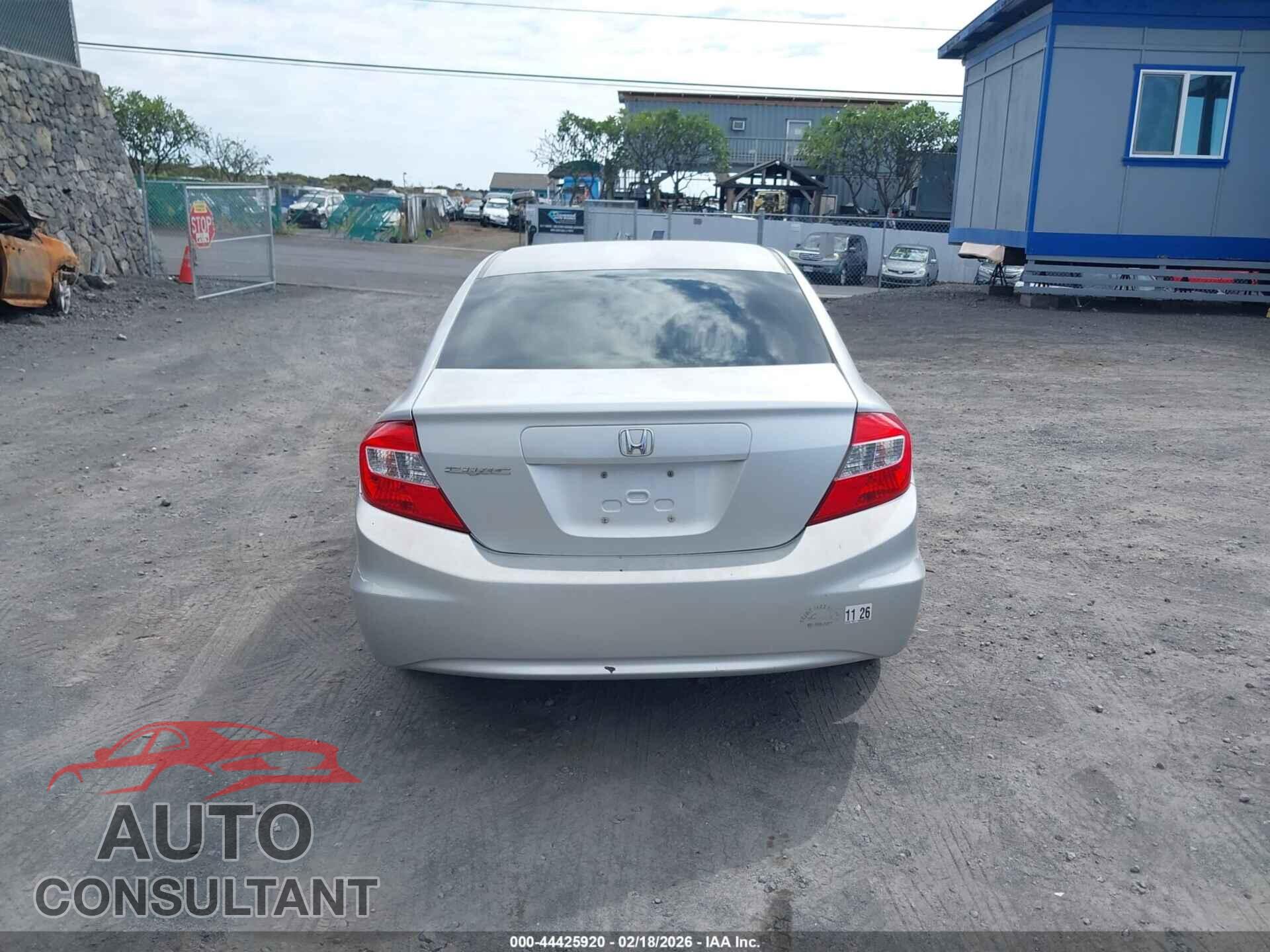 HONDA CIVIC 2012 - 2HGFB2F55CH587381