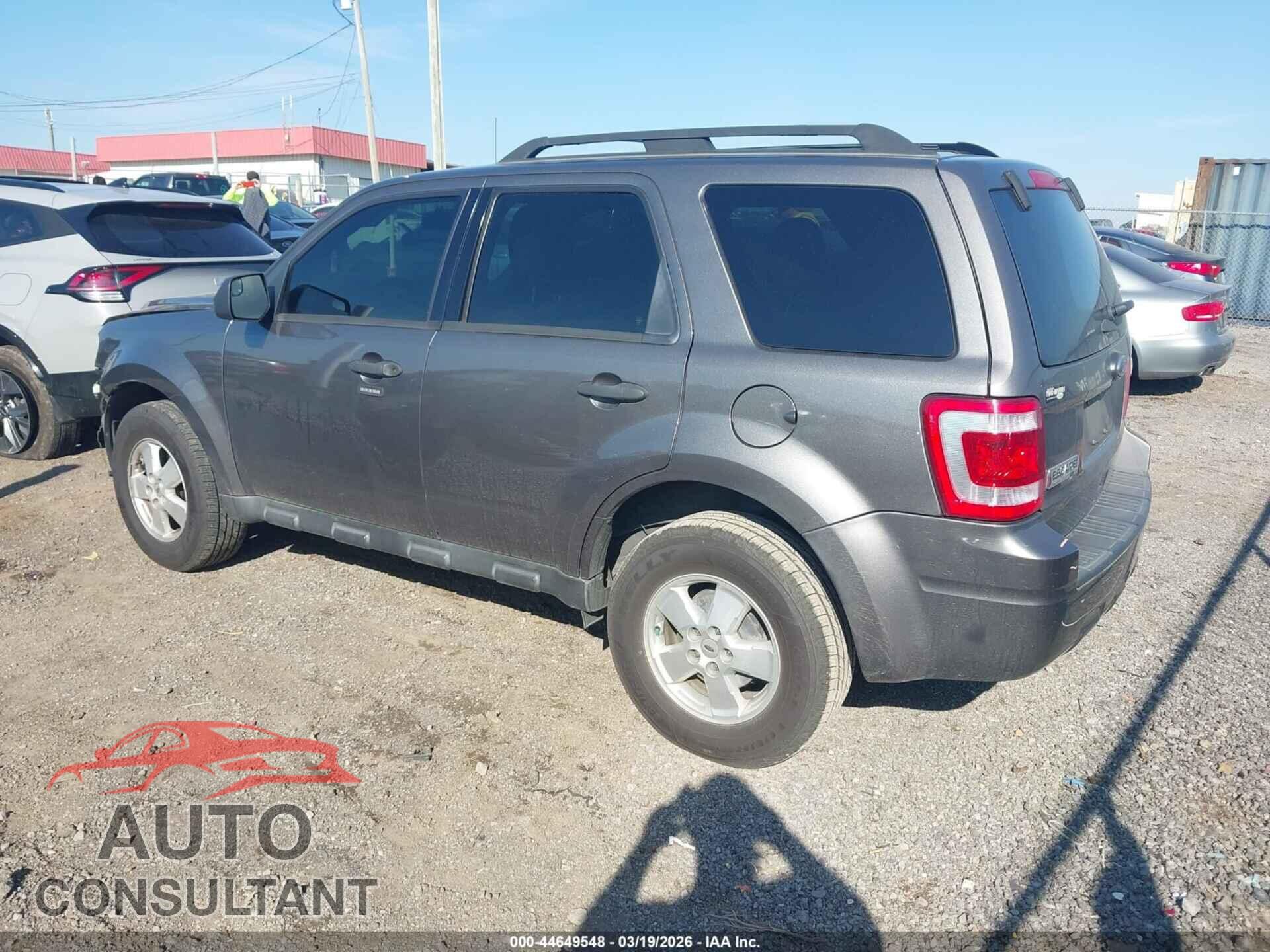FORD ESCAPE 2011 - 1FMCU0D74BKC09821