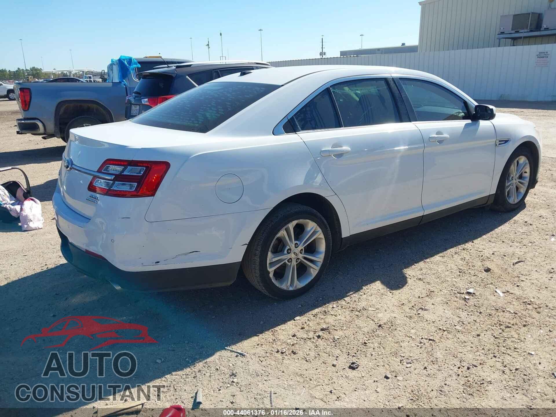 FORD TAURUS 2013 - 1FAHP2E82DG169285