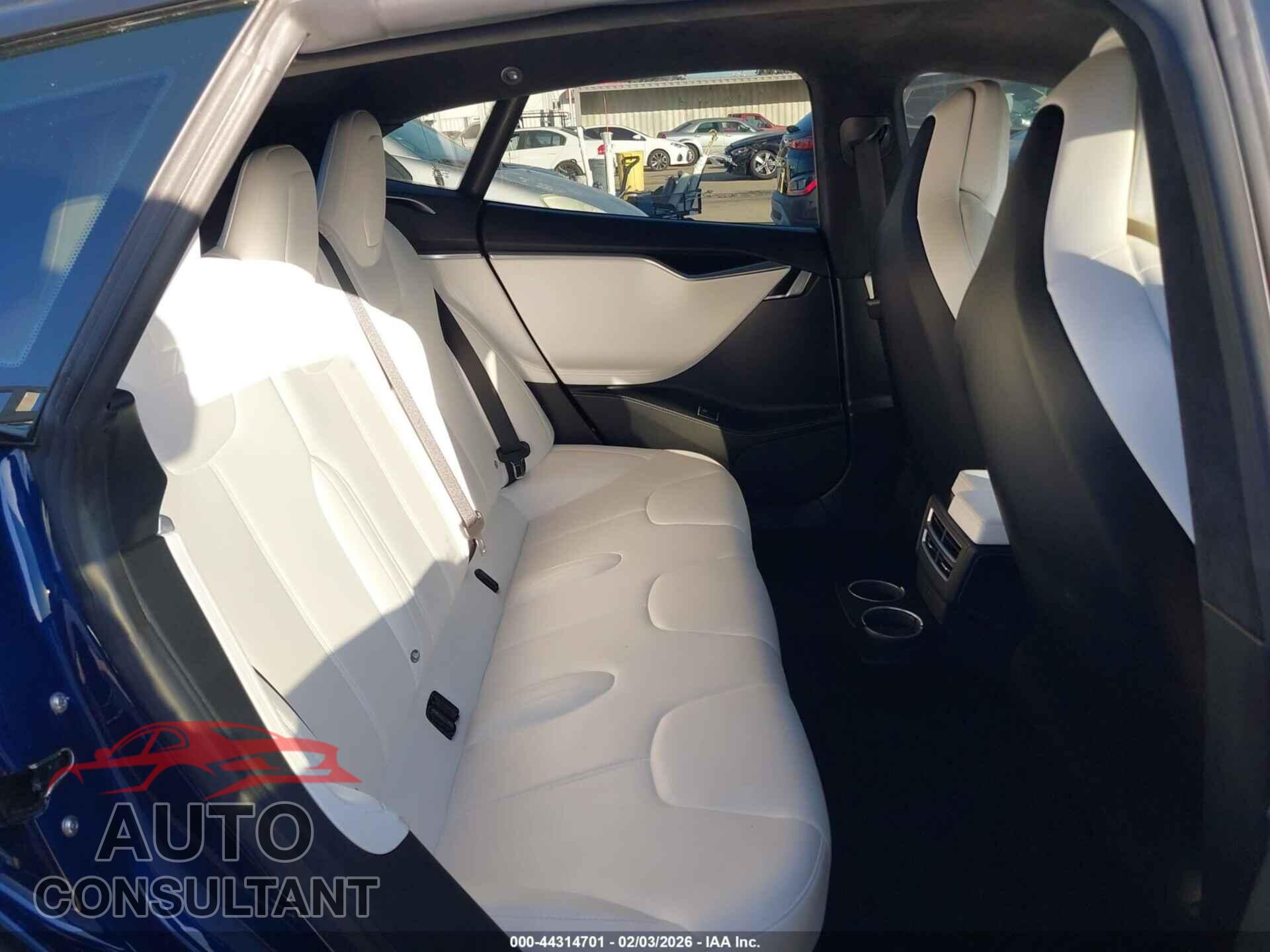 TESLA MODEL S 2017 - 5YJSA1E10HF194779