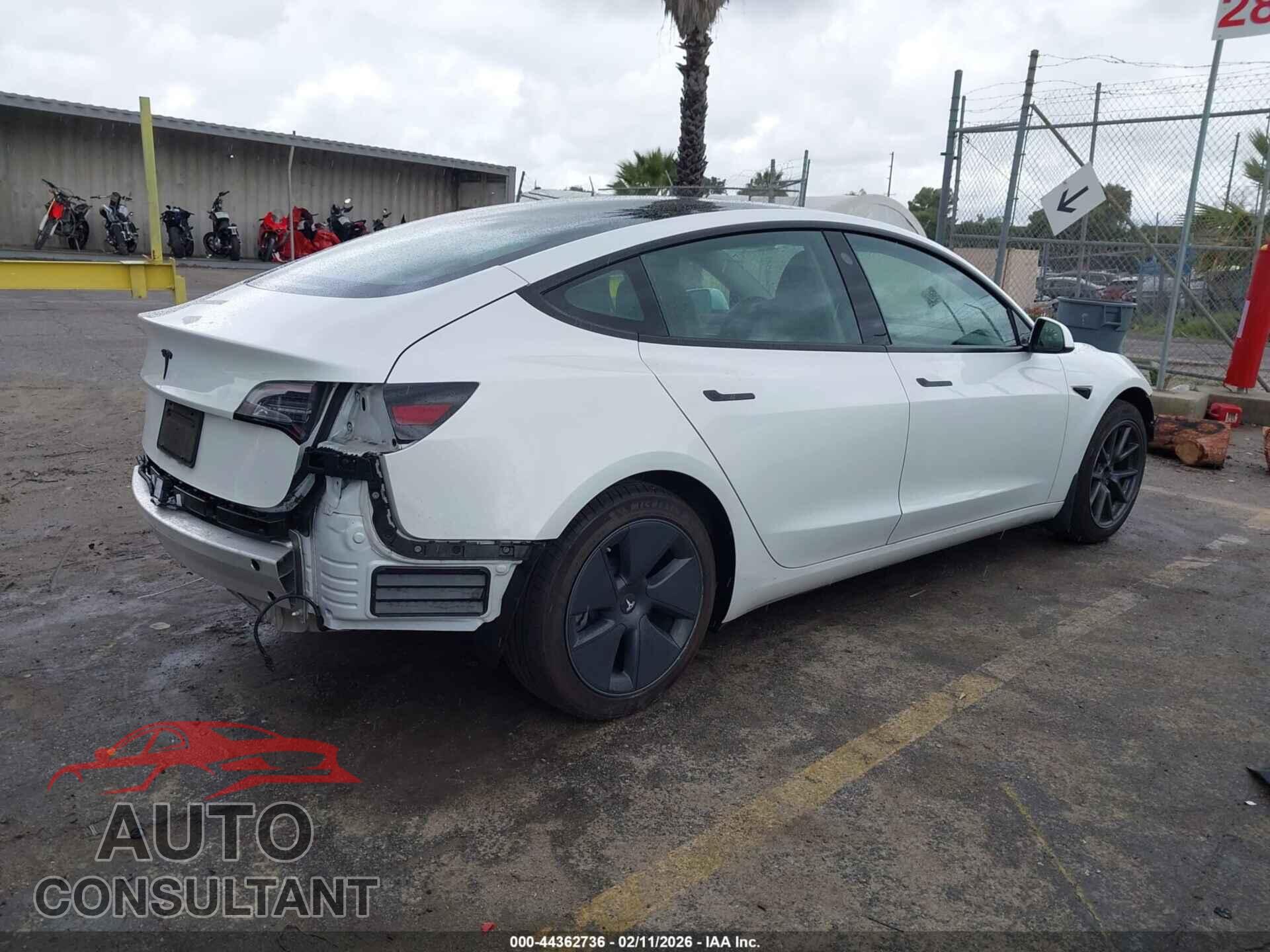 TESLA MODEL 3 2022 - 5YJ3E1EA6NF192930