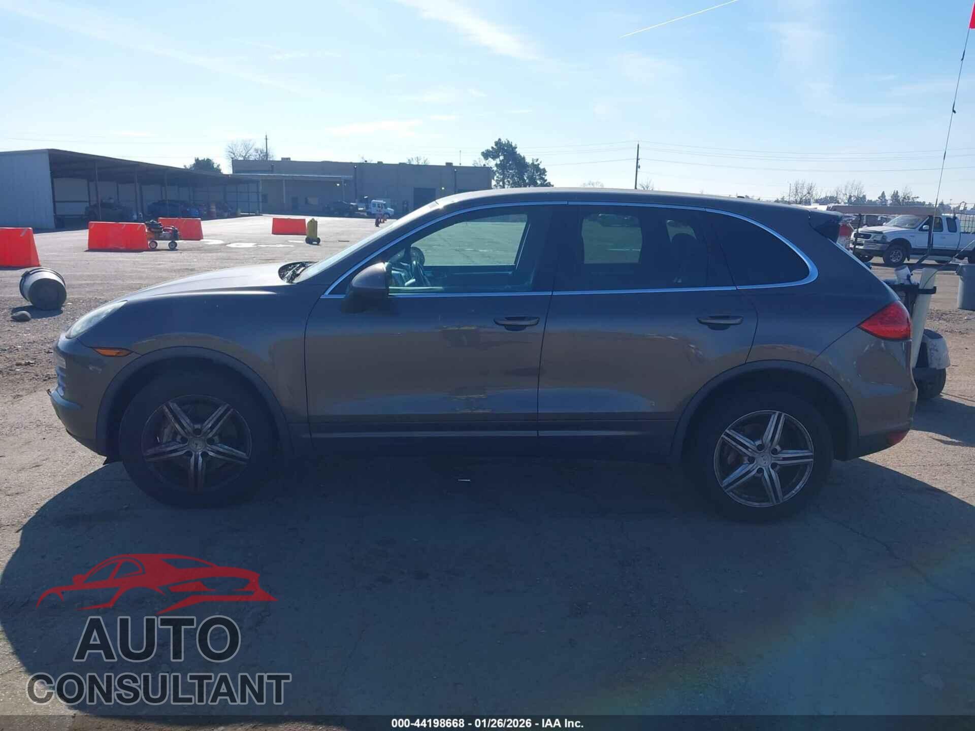 PORSCHE CAYENNE 2011 - WP1AB2A2XBLA41939