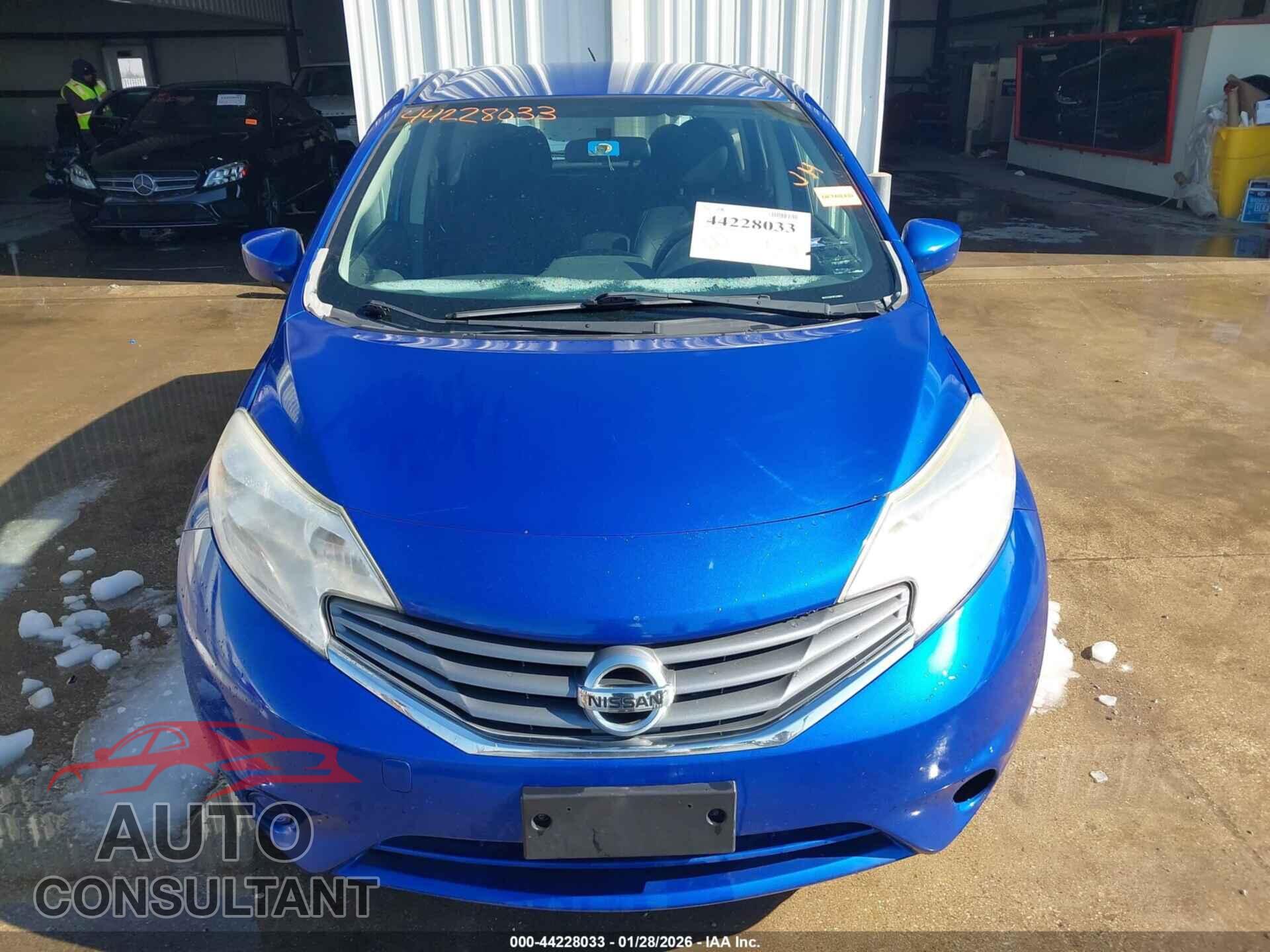 NISSAN VERSA NOTE 2015 - 3N1CE2CP0FL370513