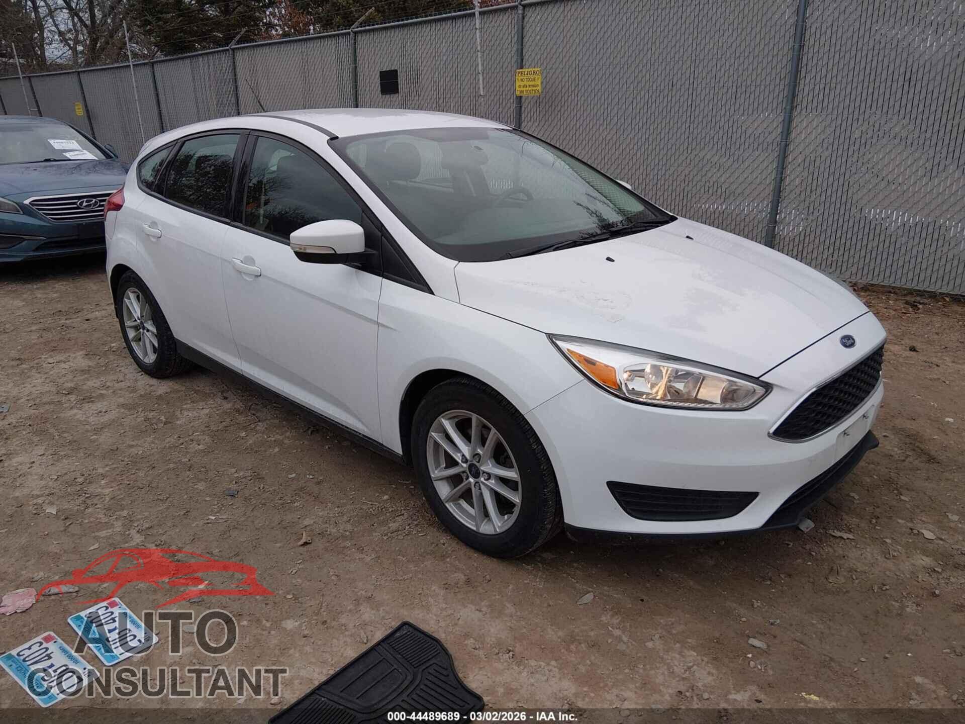 FORD FOCUS 2017 - 1FADP3K20HL277292