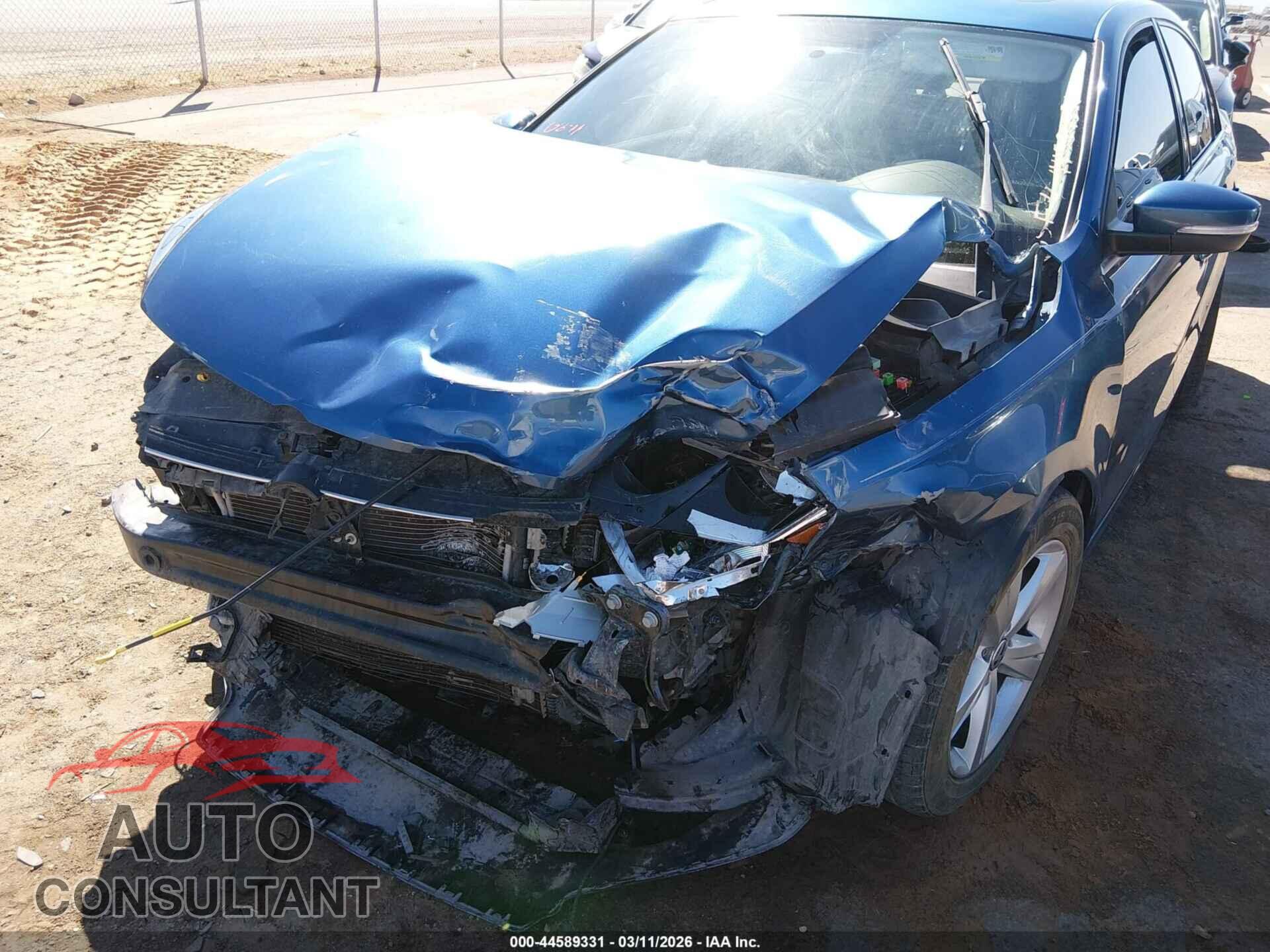 VOLKSWAGEN JETTA 2017 - 3VWDB7AJ4HM367775