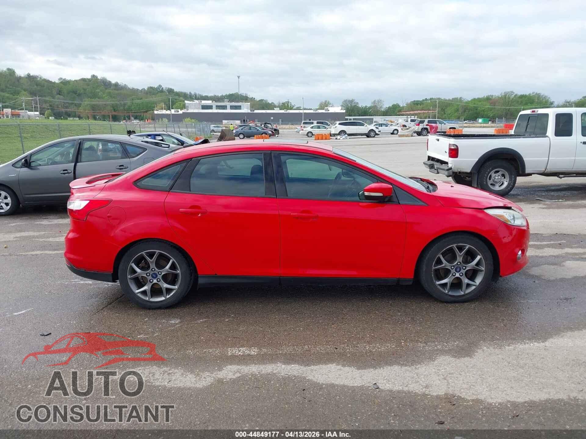 FORD FOCUS 2013 - 1FADP3F28DL246134