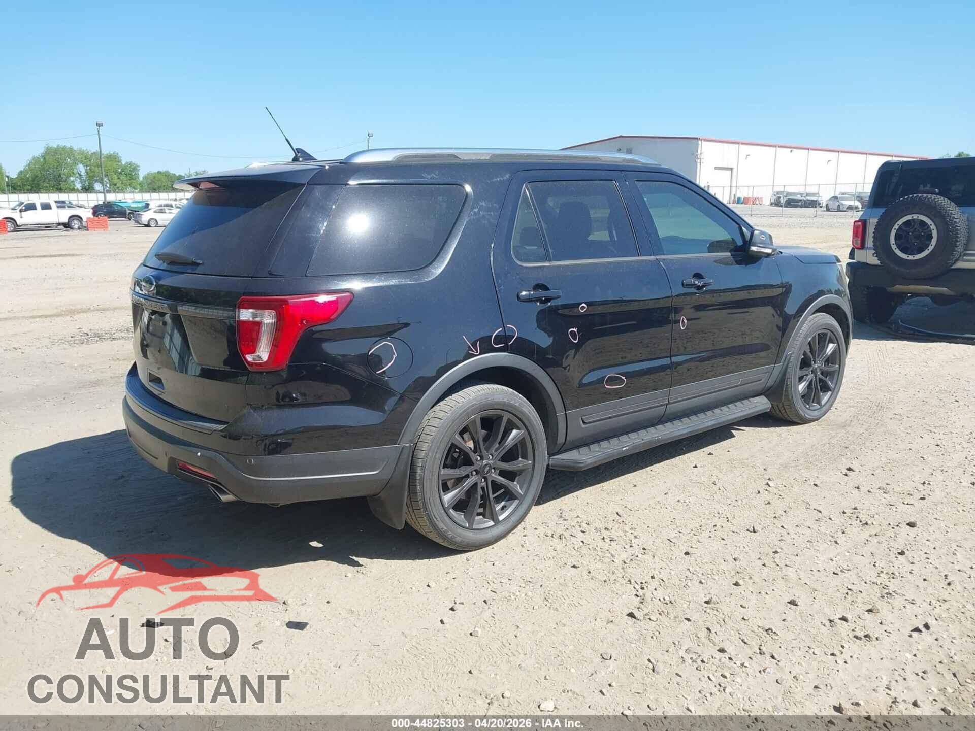 FORD EXPLORER 2018 - 1FM5K7D87JGB15644