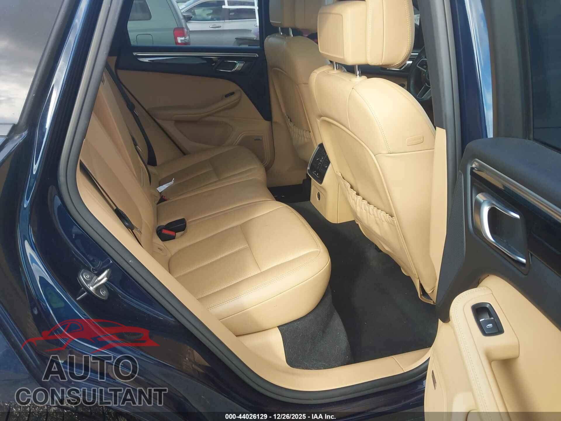 PORSCHE MACAN 2018 - WP1AA2A51JLB11999