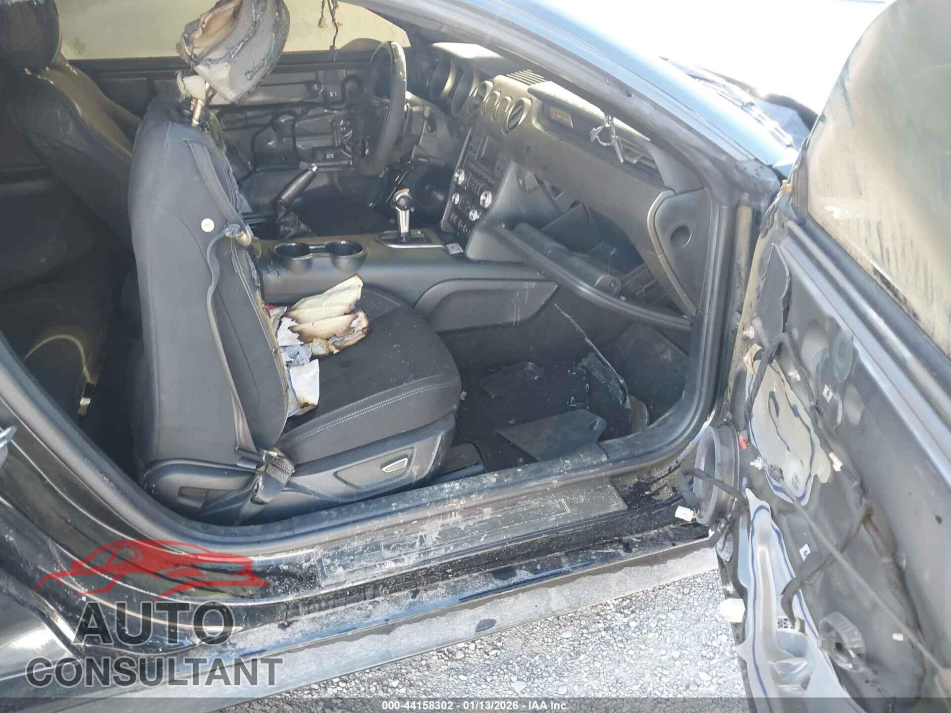 FORD MUSTANG 2018 - 1FA6P8CFXJ5114716