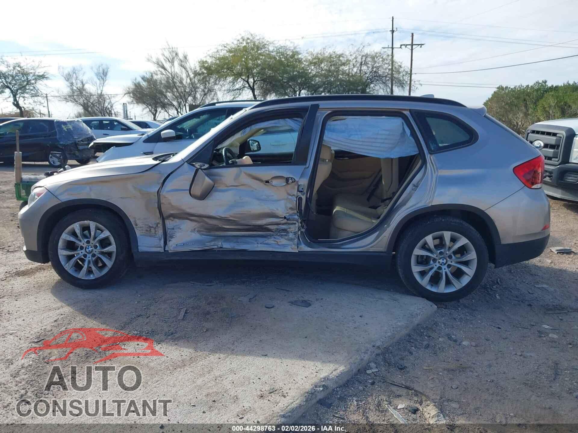 BMW X1 2014 - WBAVL1C57EVY19086