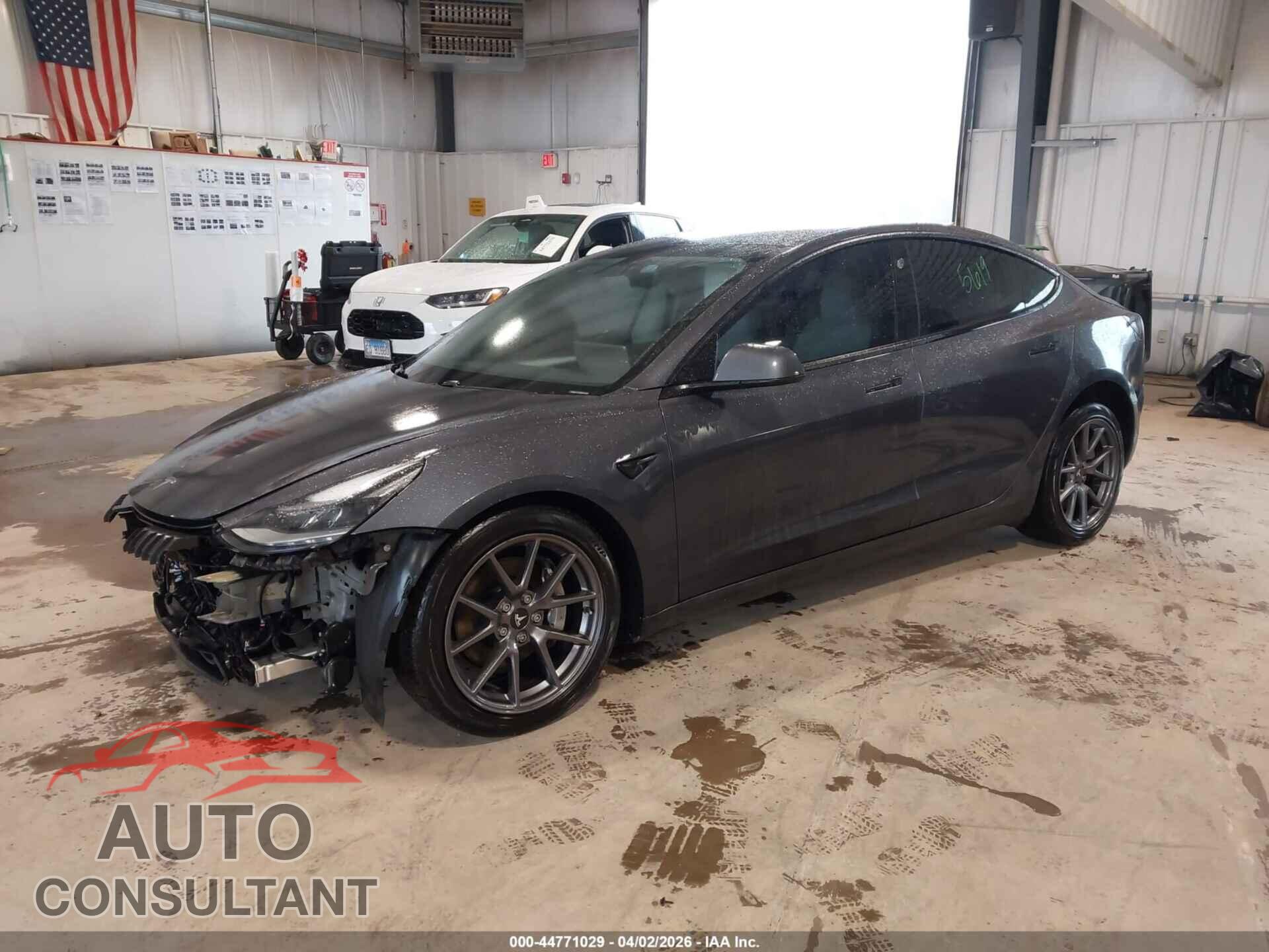 TESLA MODEL 3 2021 - 5YJ3E1EB6MF975690
