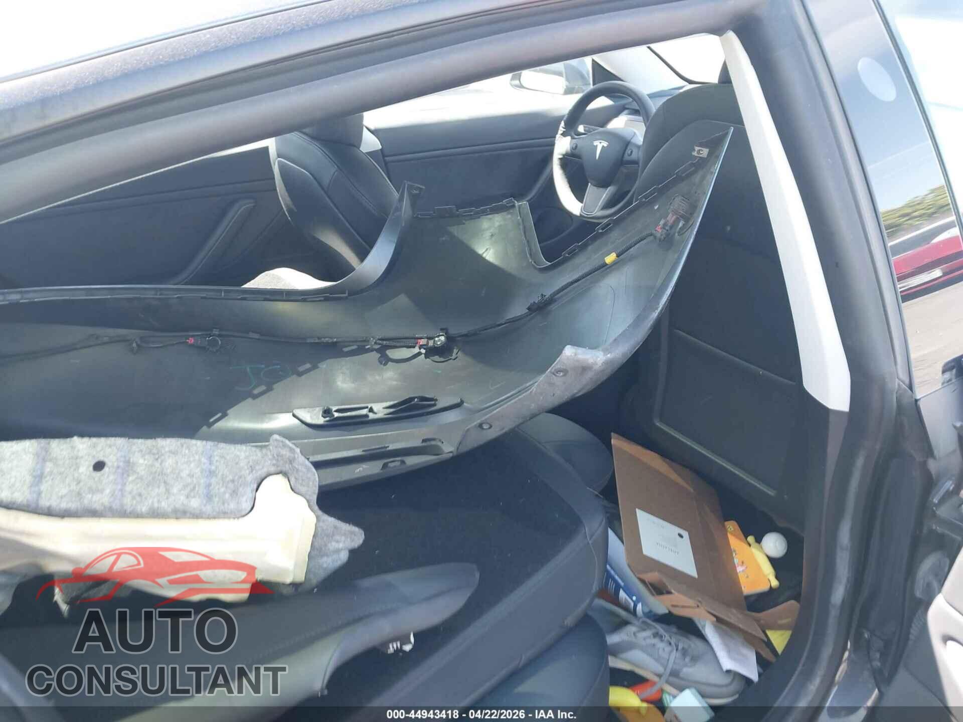 TESLA MODEL 3 2021 - 5YJ3E1EB2MF936689