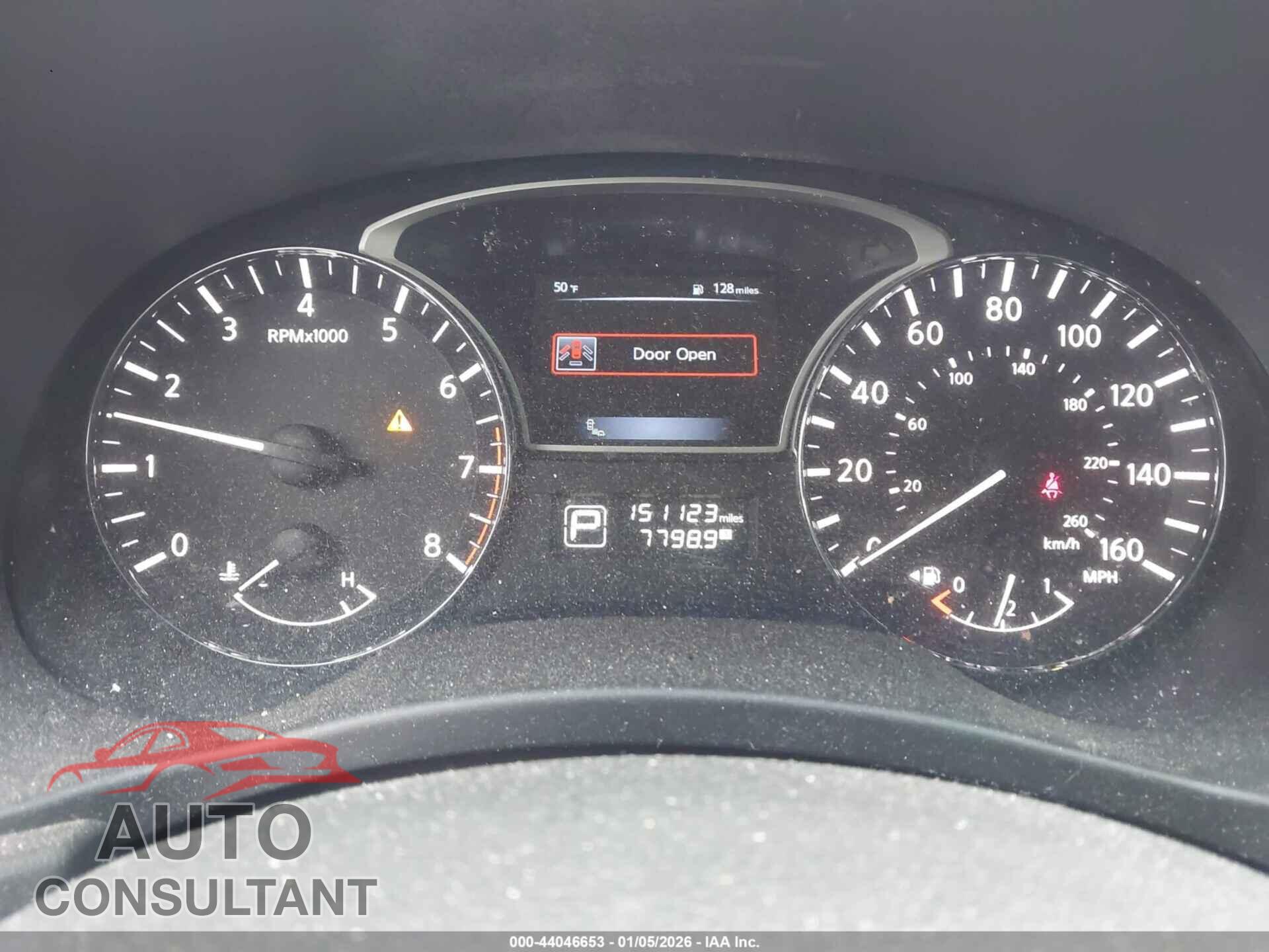 NISSAN PATHFINDER 2015 - 5N1AR2MN4FC694433