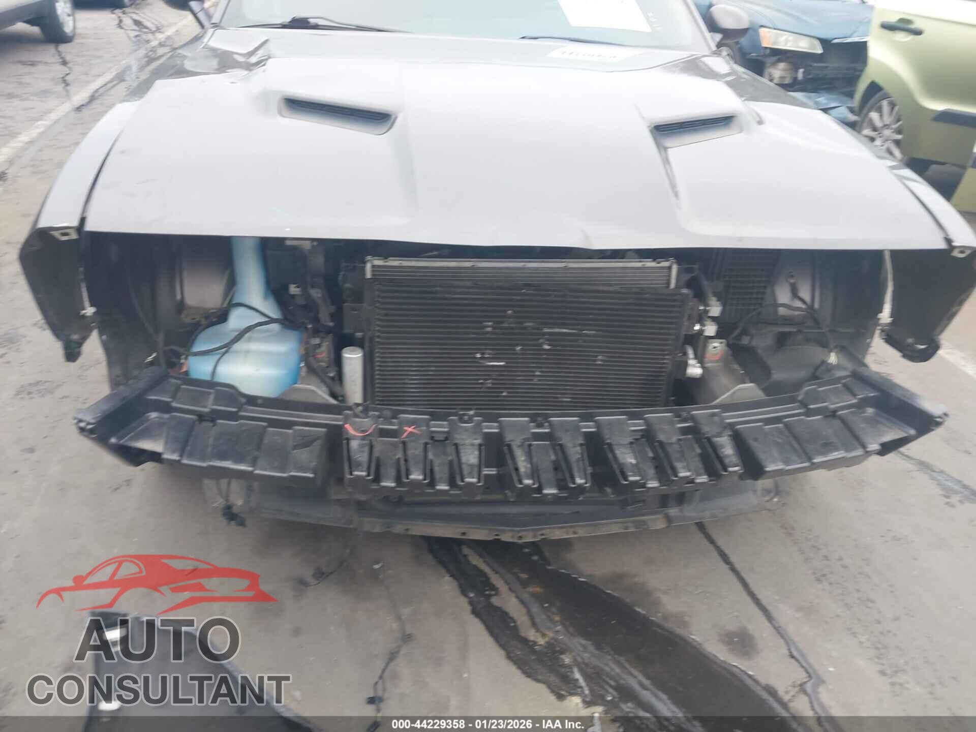 DODGE CHALLENGER 2018 - 2C3CDZAG8JH288028