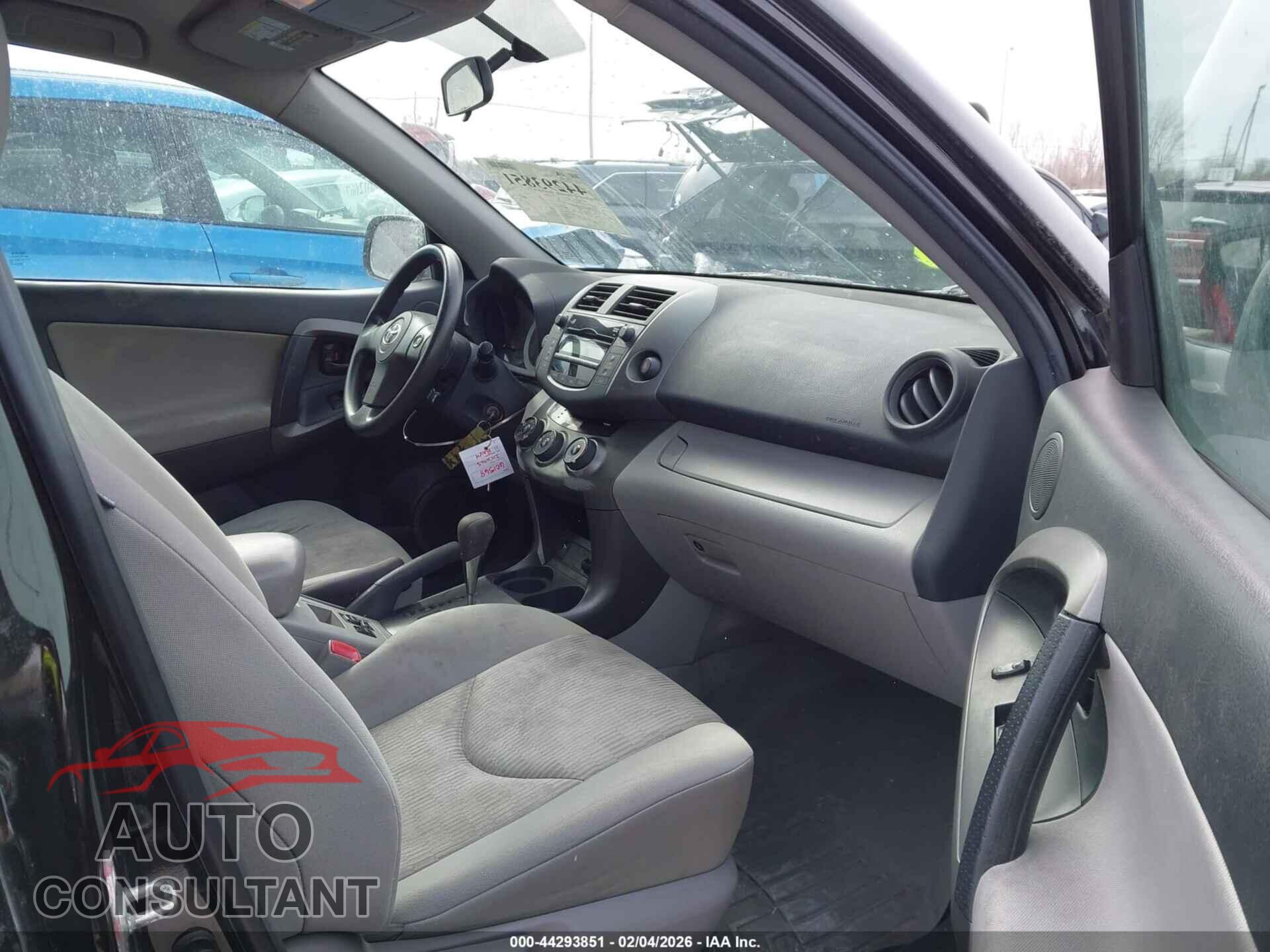 TOYOTA RAV4 2011 - 2T3BF4DV9BW143340