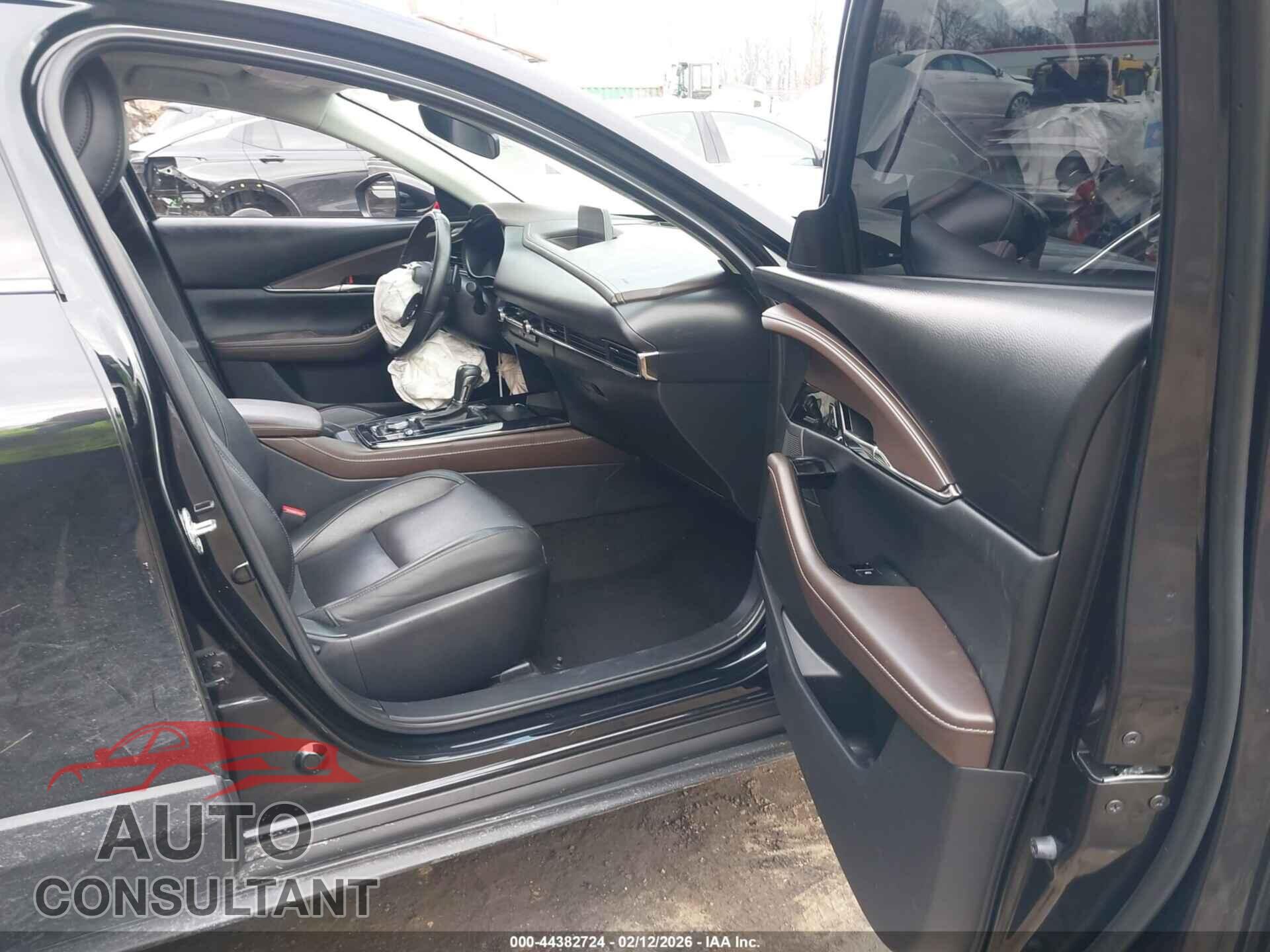MAZDA CX-30 2024 - 3MVDMBDM2RM651783