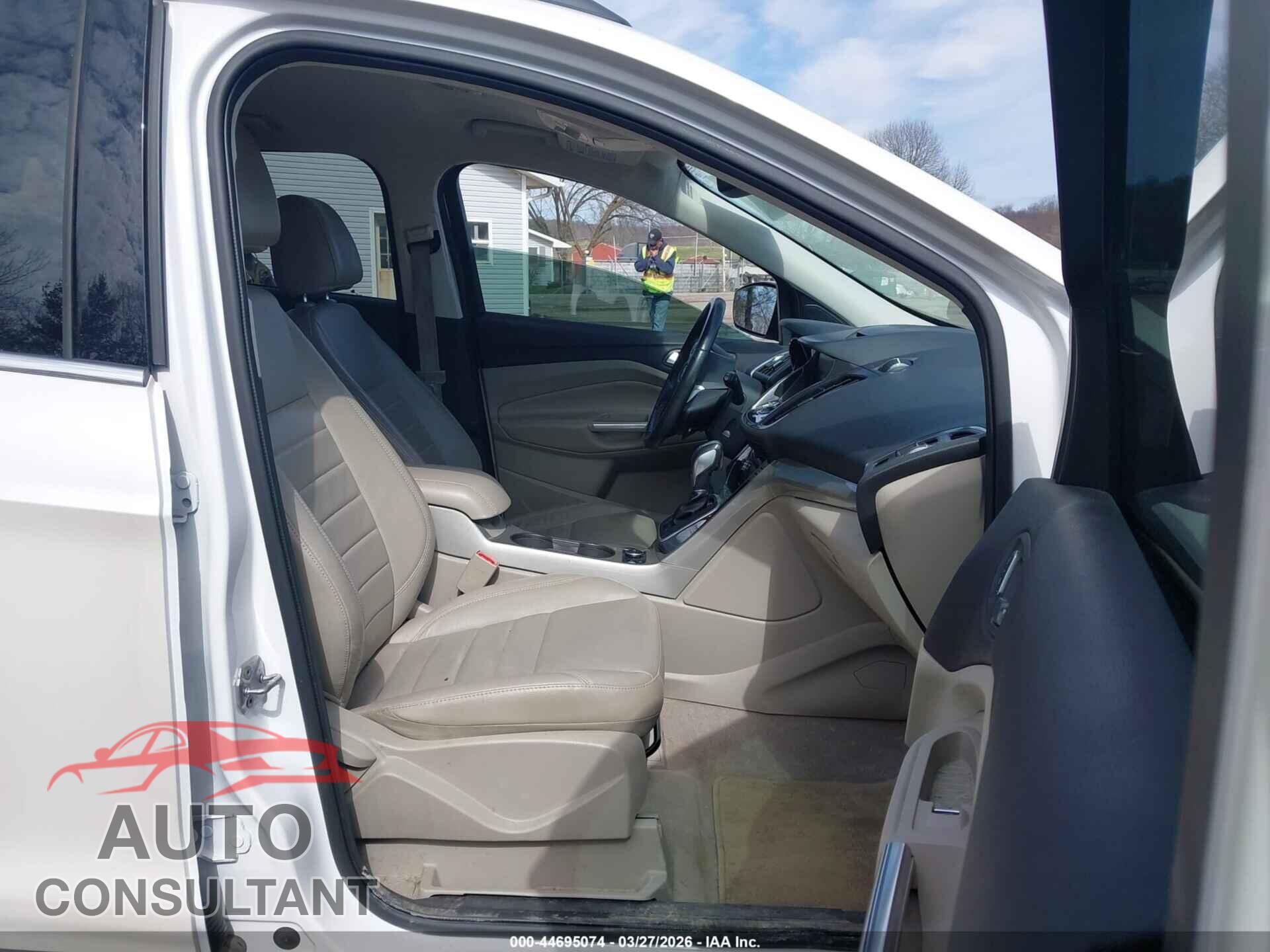 FORD ESCAPE 2013 - 1FMCU0H98DUC09162