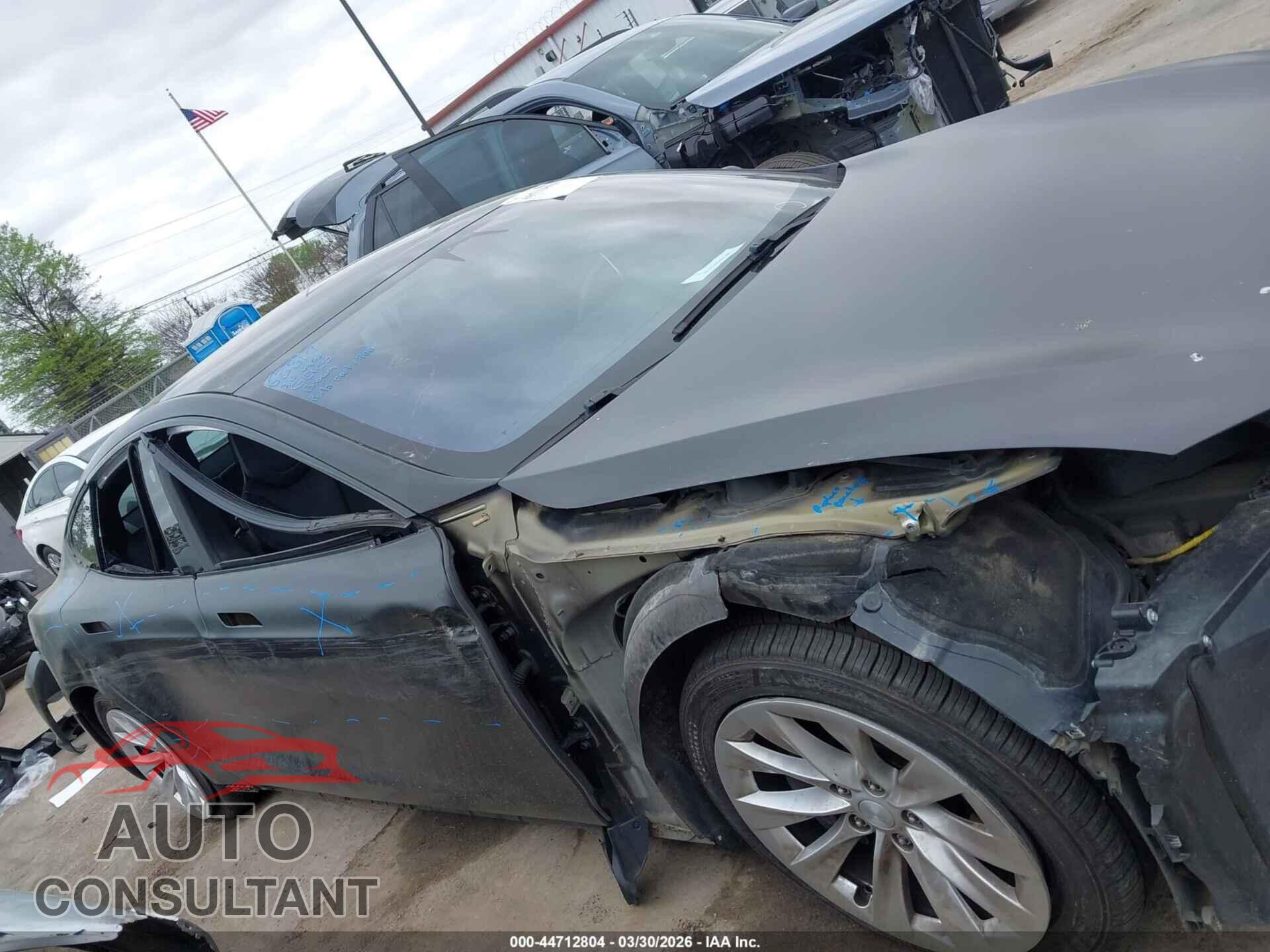TESLA MODEL S 2018 - 5YJSA1E28JF280954