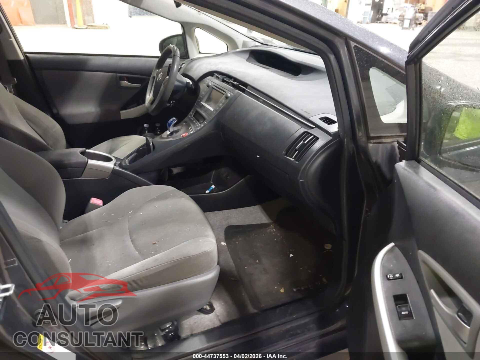 TOYOTA PRIUS 2013 - JTDKN3DU8D1725080