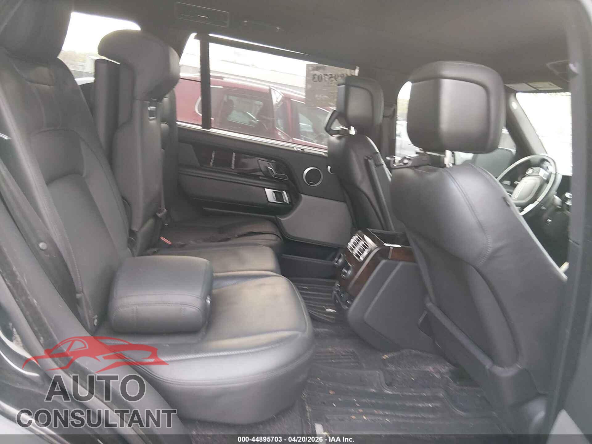 LAND ROVER RANGE ROVER 2018 - SALGS5RE5JA381871