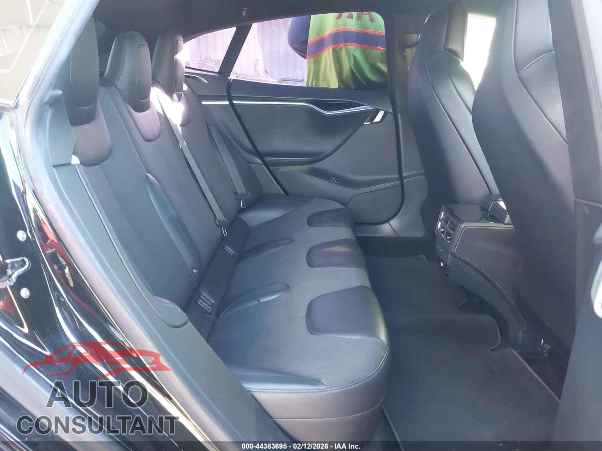 TESLA MODEL S 2017 - 5YJSA1E18HF210565