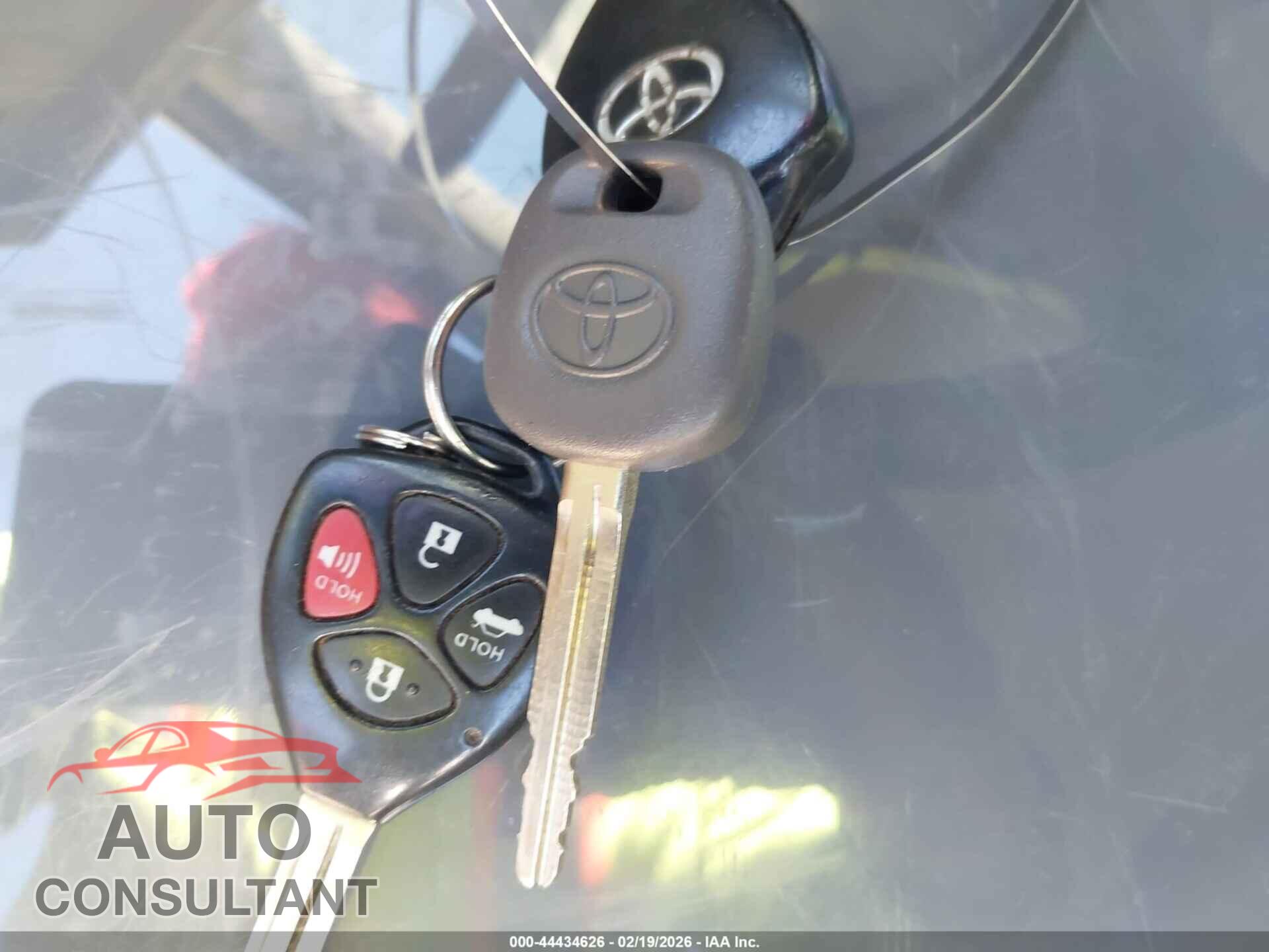 TOYOTA COROLLA 2013 - 5YFBU4EE9DP220998