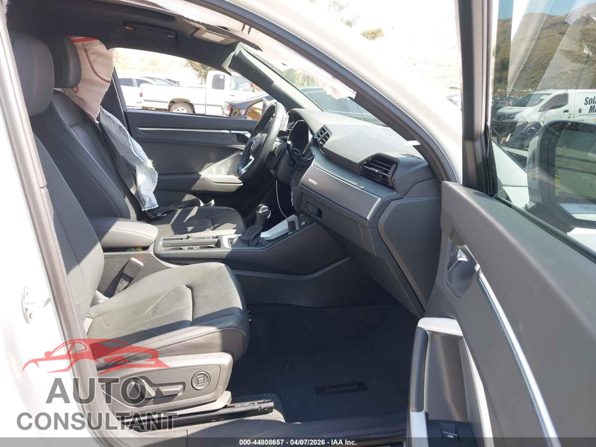 AUDI Q3 2021 - WA1EECF36M1064676