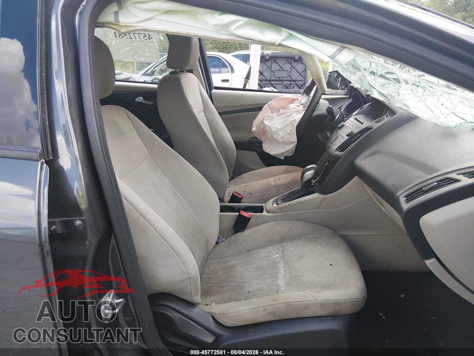 FORD FOCUS 2015 - 1FADP3F21FL291645