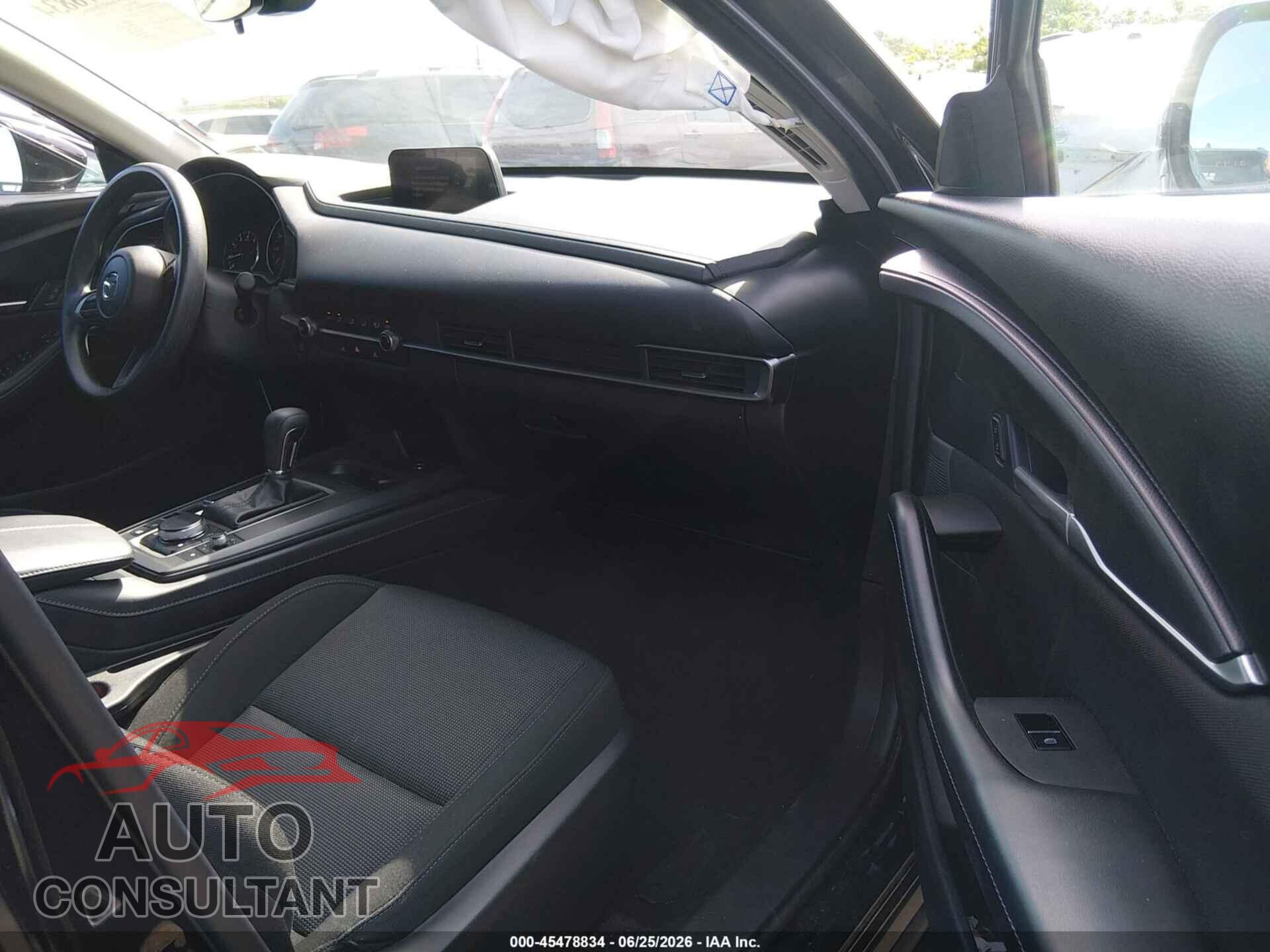MAZDA CX-30 2024 - 3MVDMBAM2RM716989