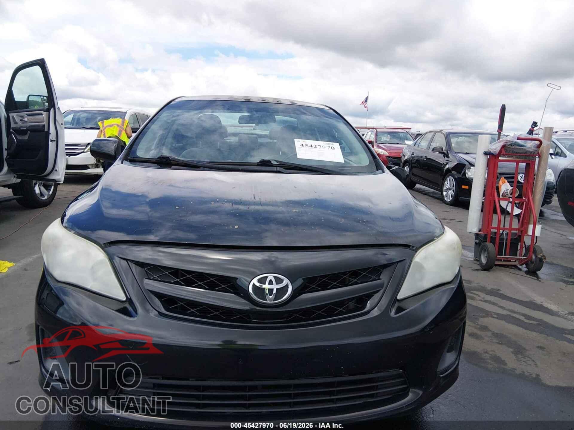 TOYOTA COROLLA 2012 - 2T1BU4EE3CC795094