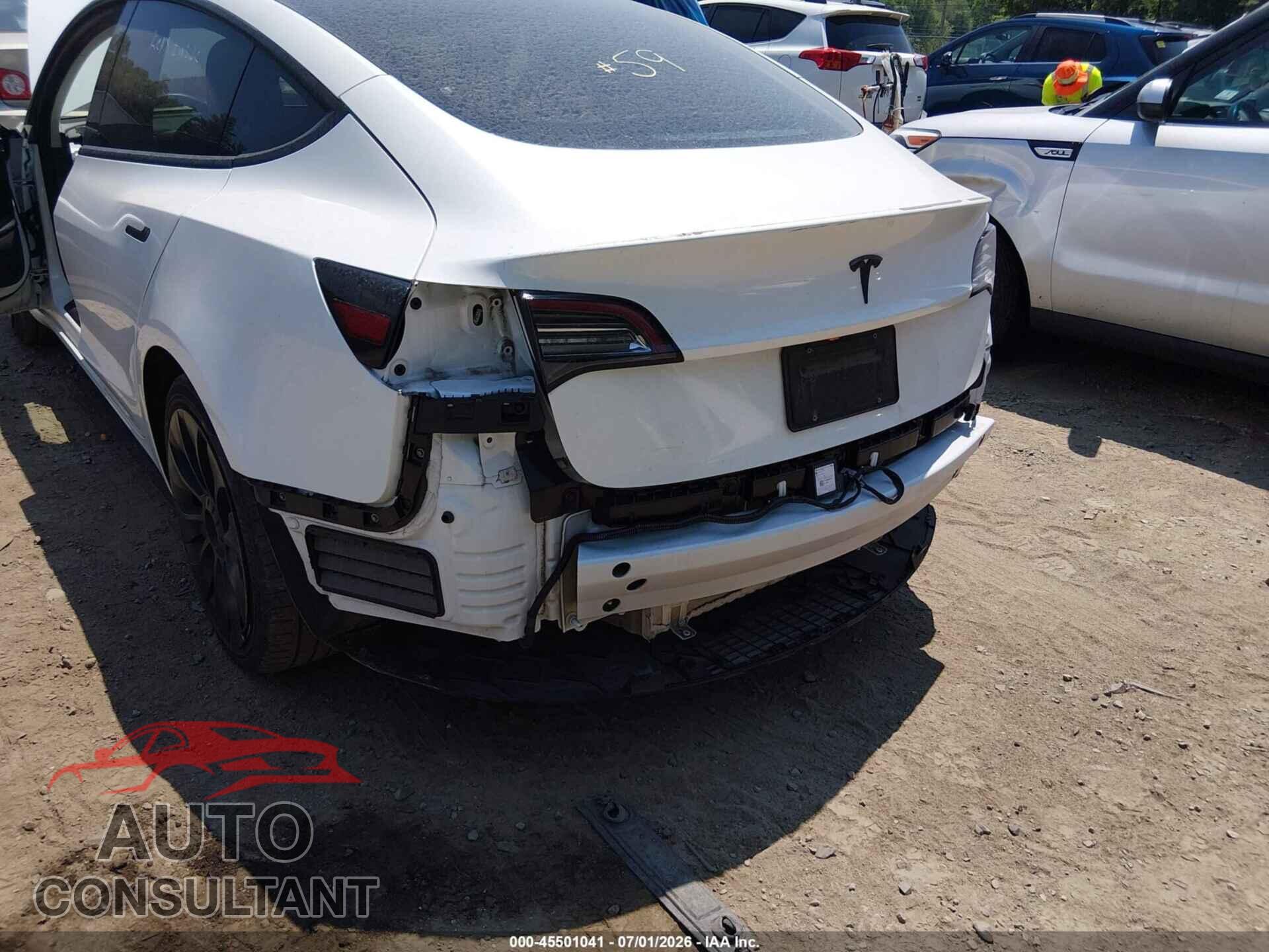 TESLA MODEL 3 2023 - 5YJ3E1EA9PF384877