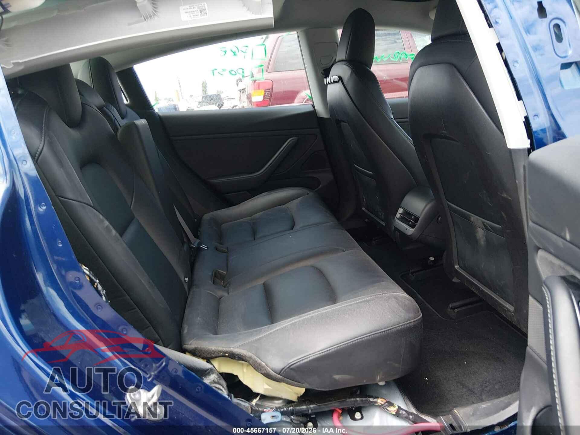 TESLA MODEL 3 2018 - 5YJ3E1EA4JF033382