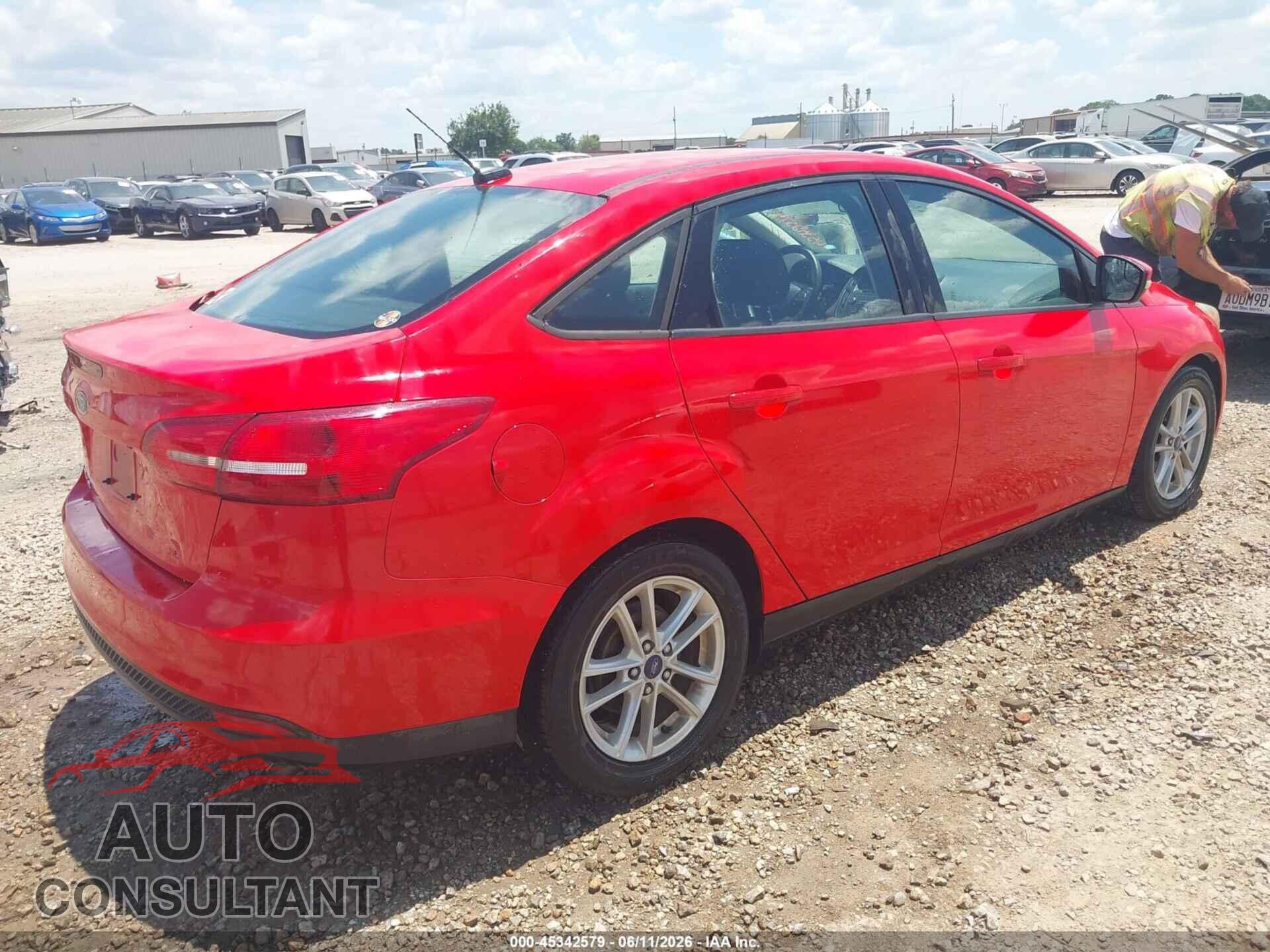 FORD FOCUS 2017 - 1FADP3F20HL306025