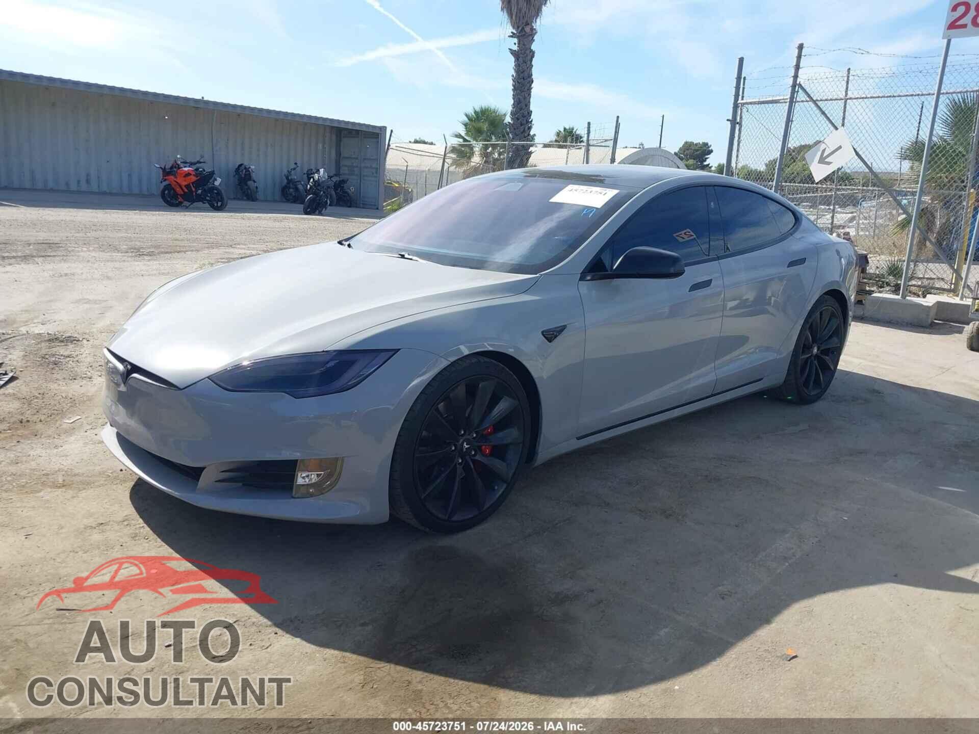 TESLA MODEL S 2017 - 5YJSA1E13HF219142