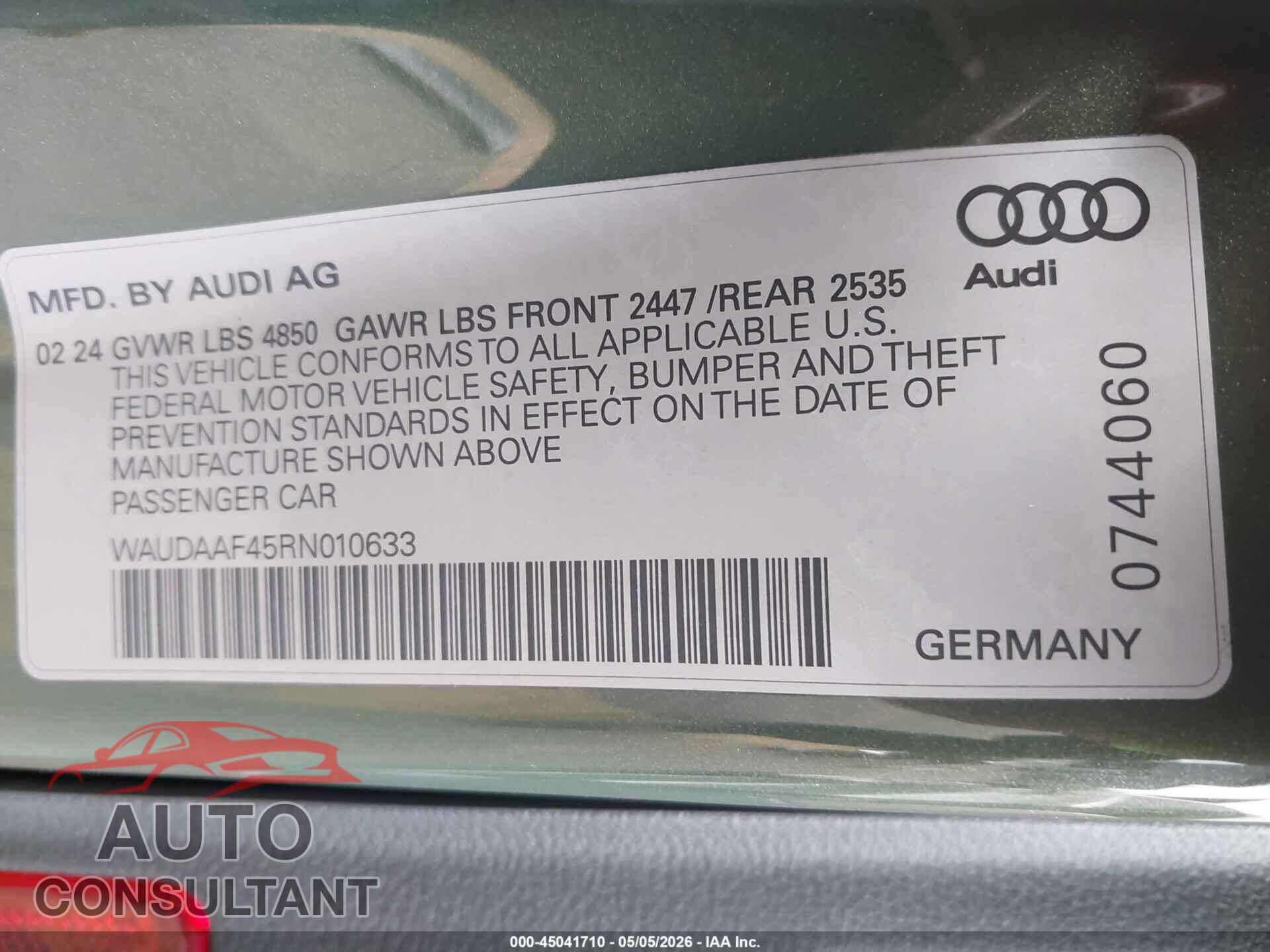 AUDI A4 2024 - WAUDAAF45RN010633