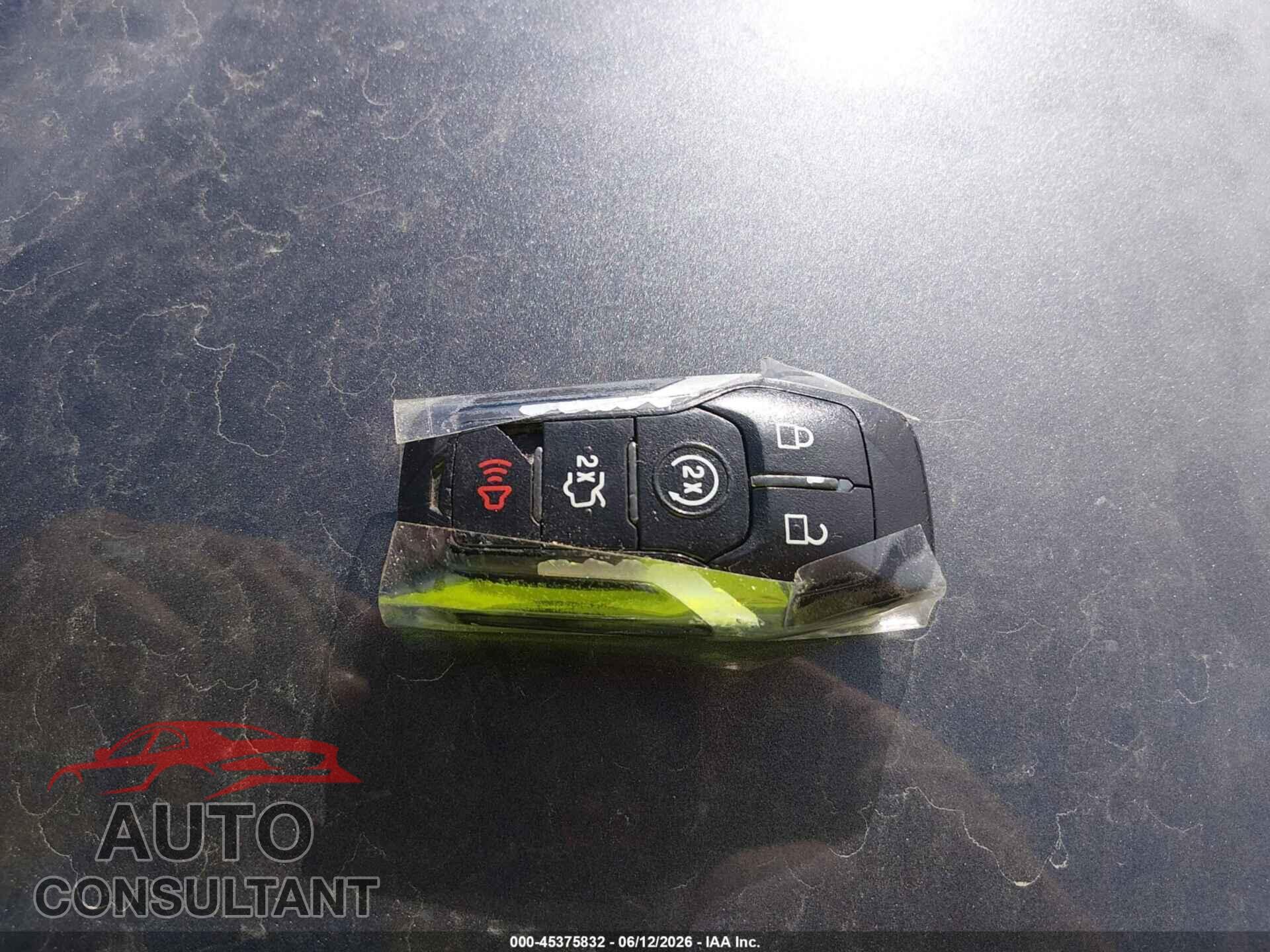 FORD MUSTANG 2017 - 1FA6P8TH9H5259242