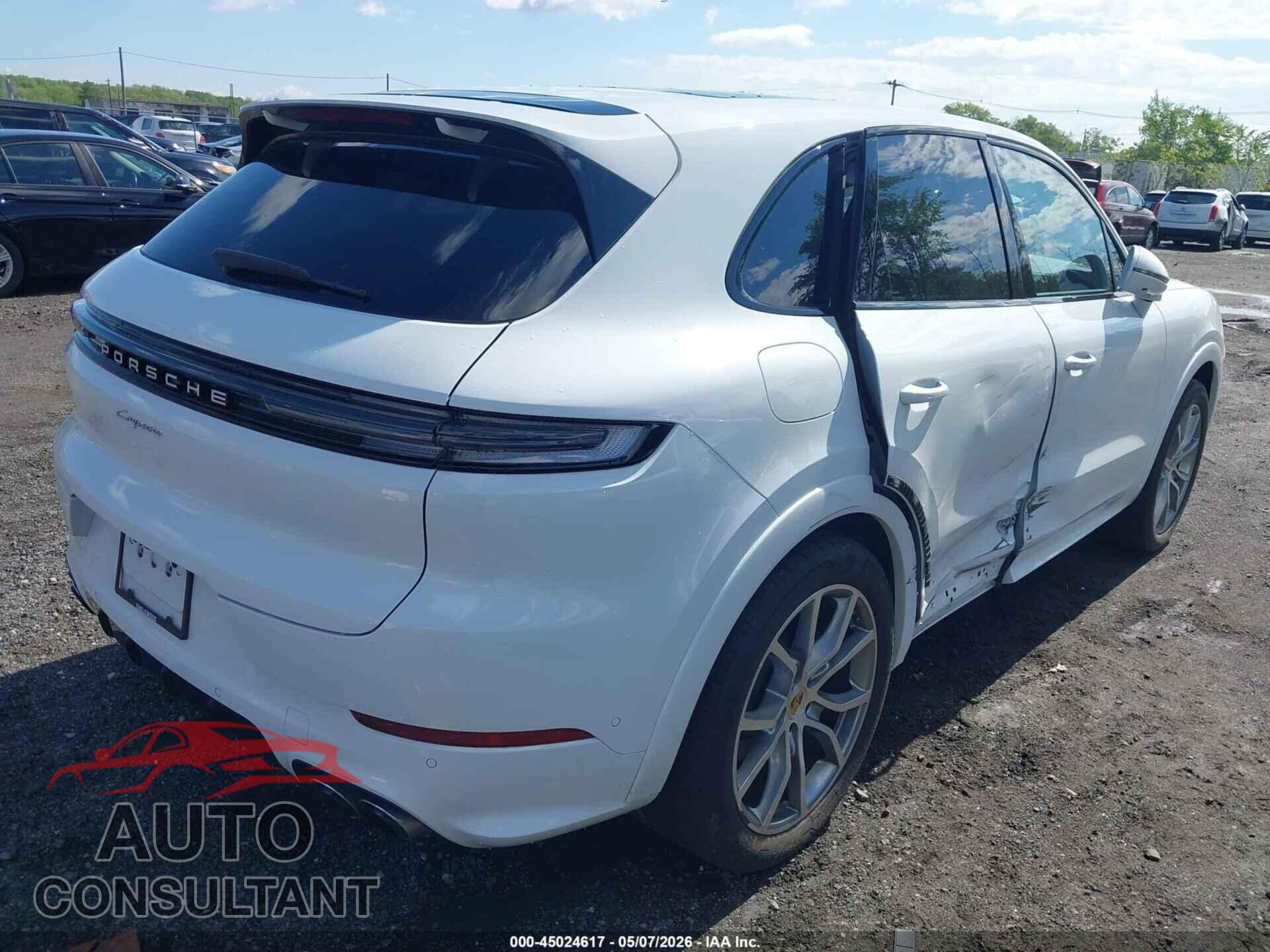 PORSCHE CAYENNE 2024 - WP1AA2AY1RDA09537