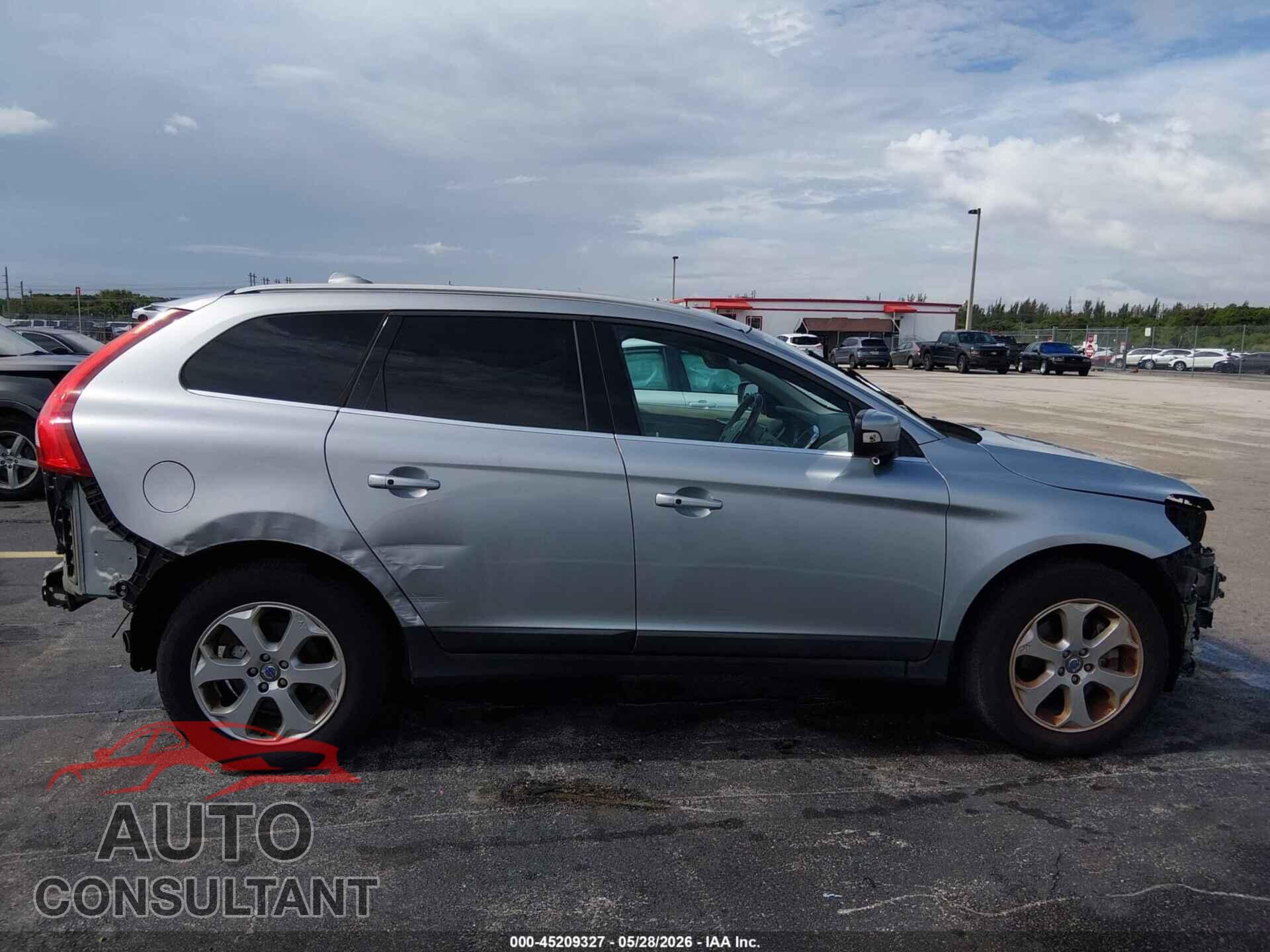 VOLVO XC60 2013 - YV4952DZ2D2407564