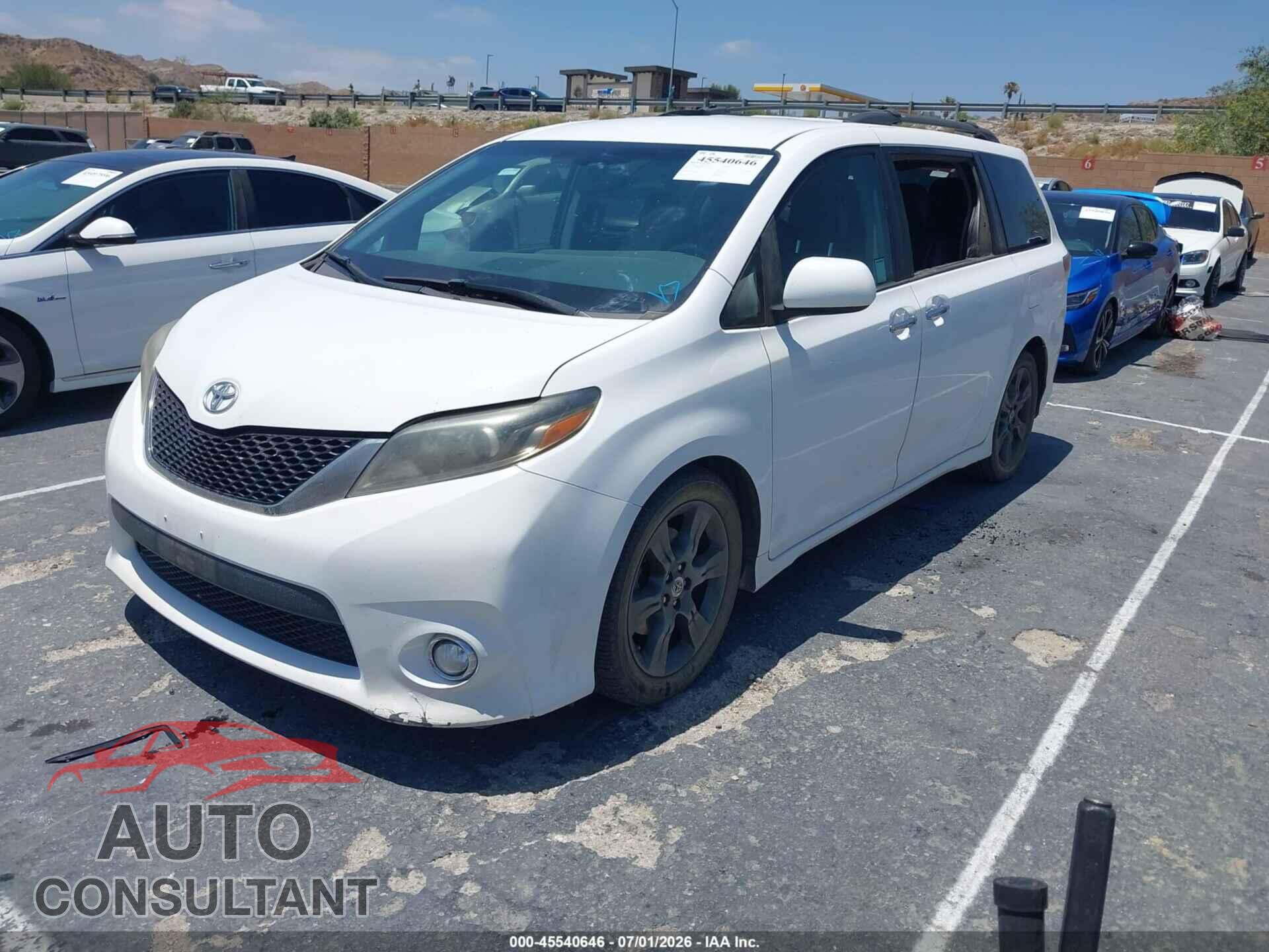 TOYOTA SIENNA 2016 - 5TDXK3DC0GS747197