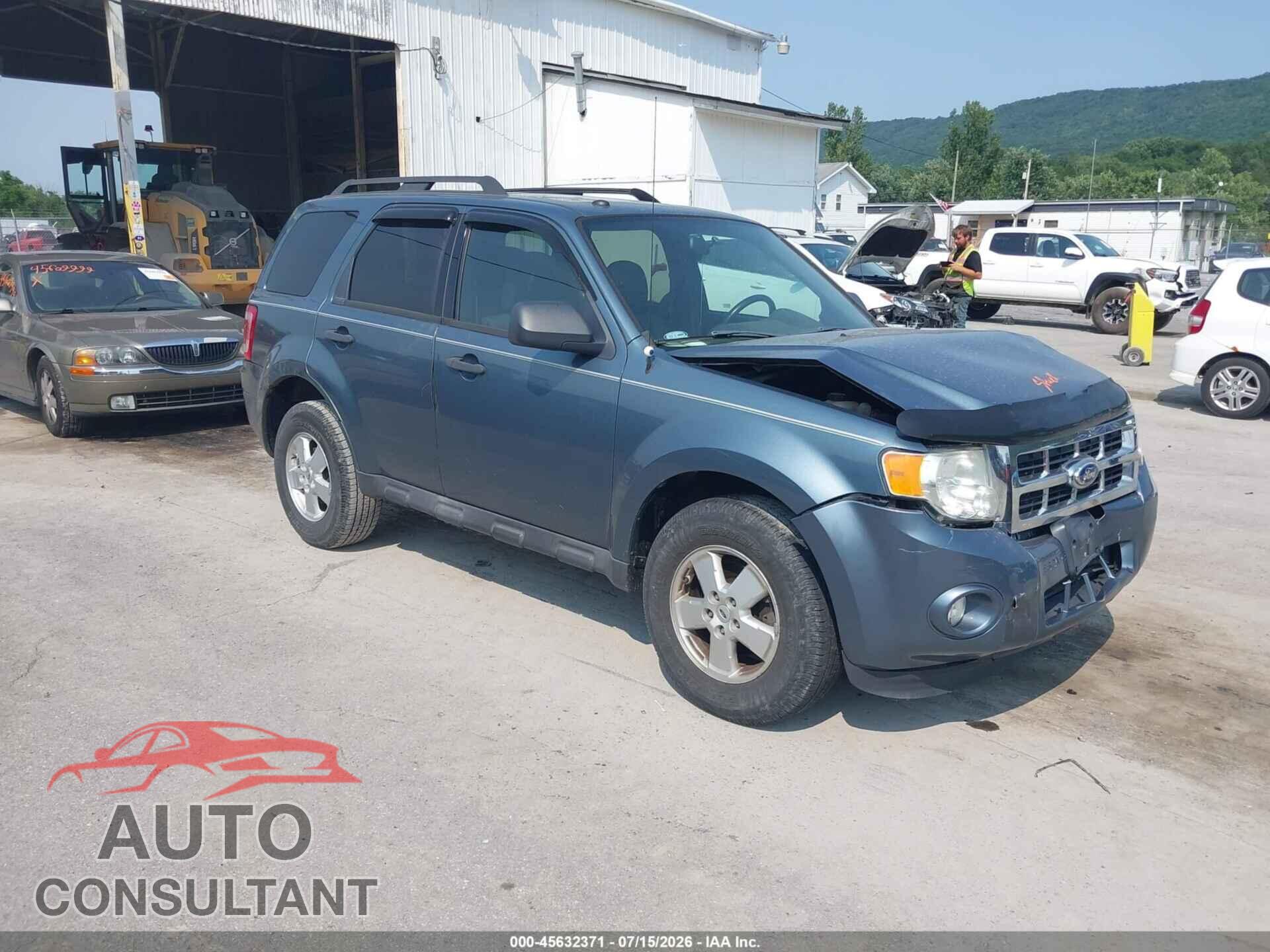 FORD ESCAPE 2011 - 1FMCU9D71BKB45015