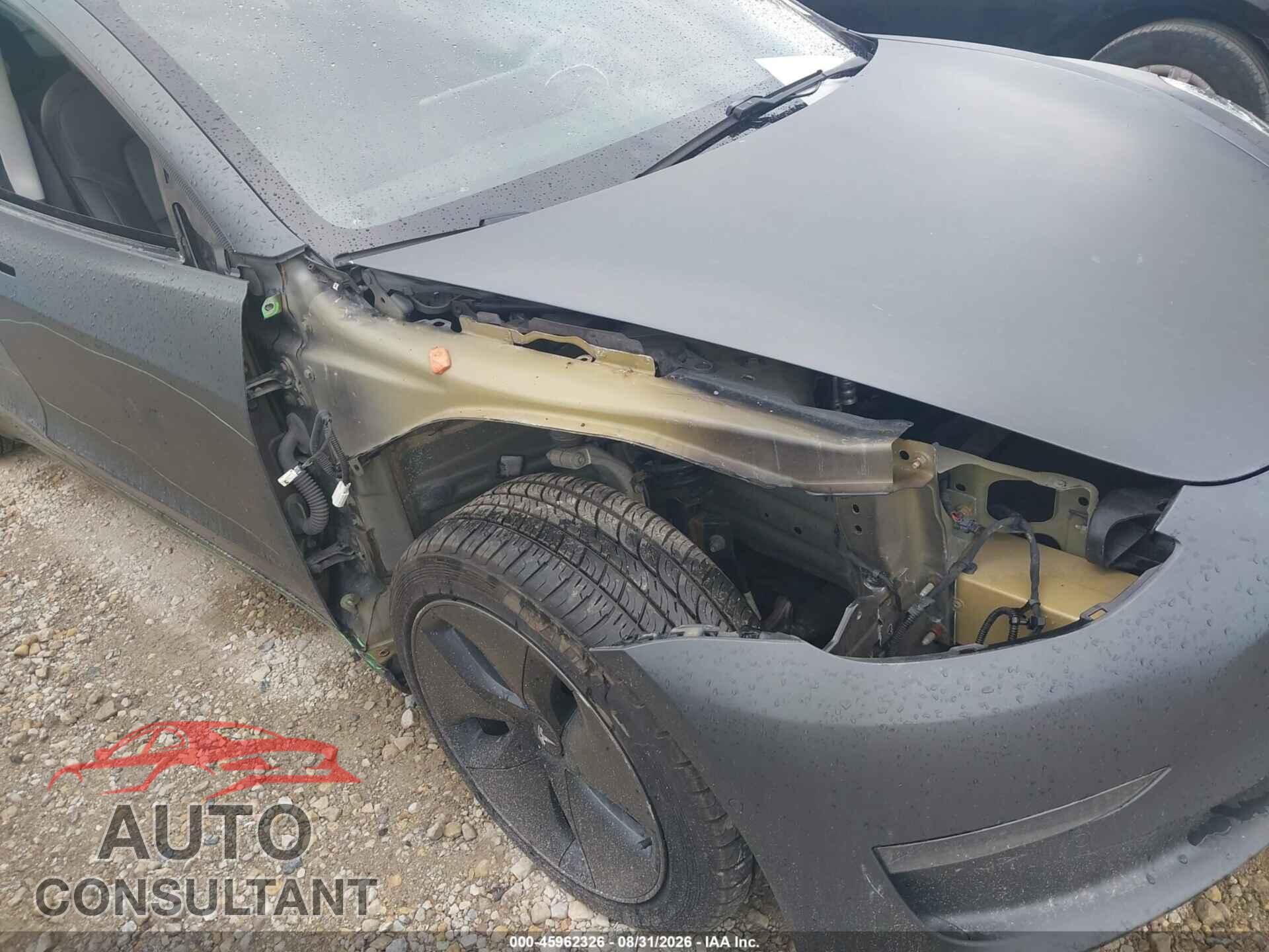 TESLA MODEL 3 2018 - 5YJ3E1EB0JF127302