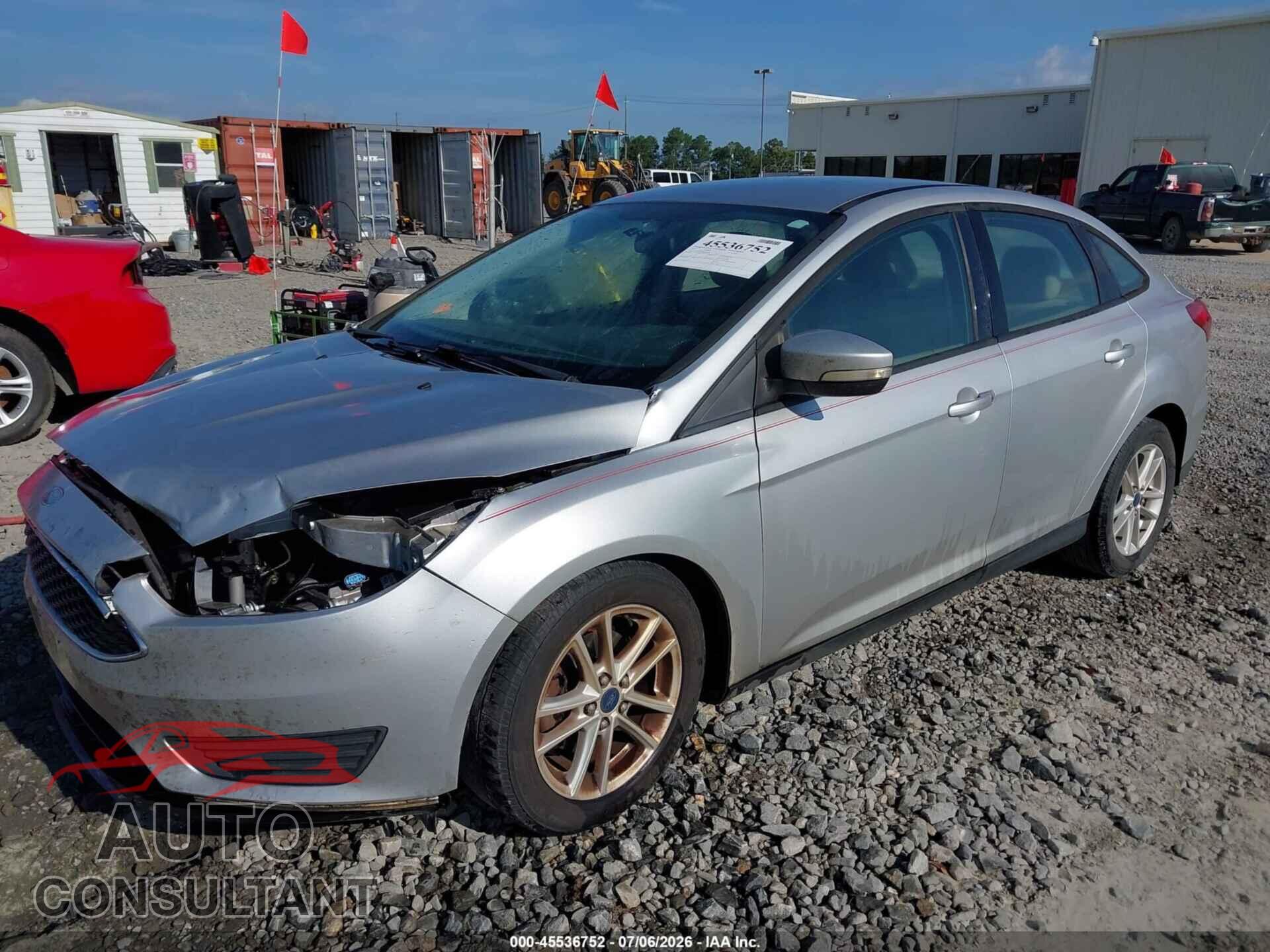 FORD FOCUS 2015 - 1FADP3F26FL353878