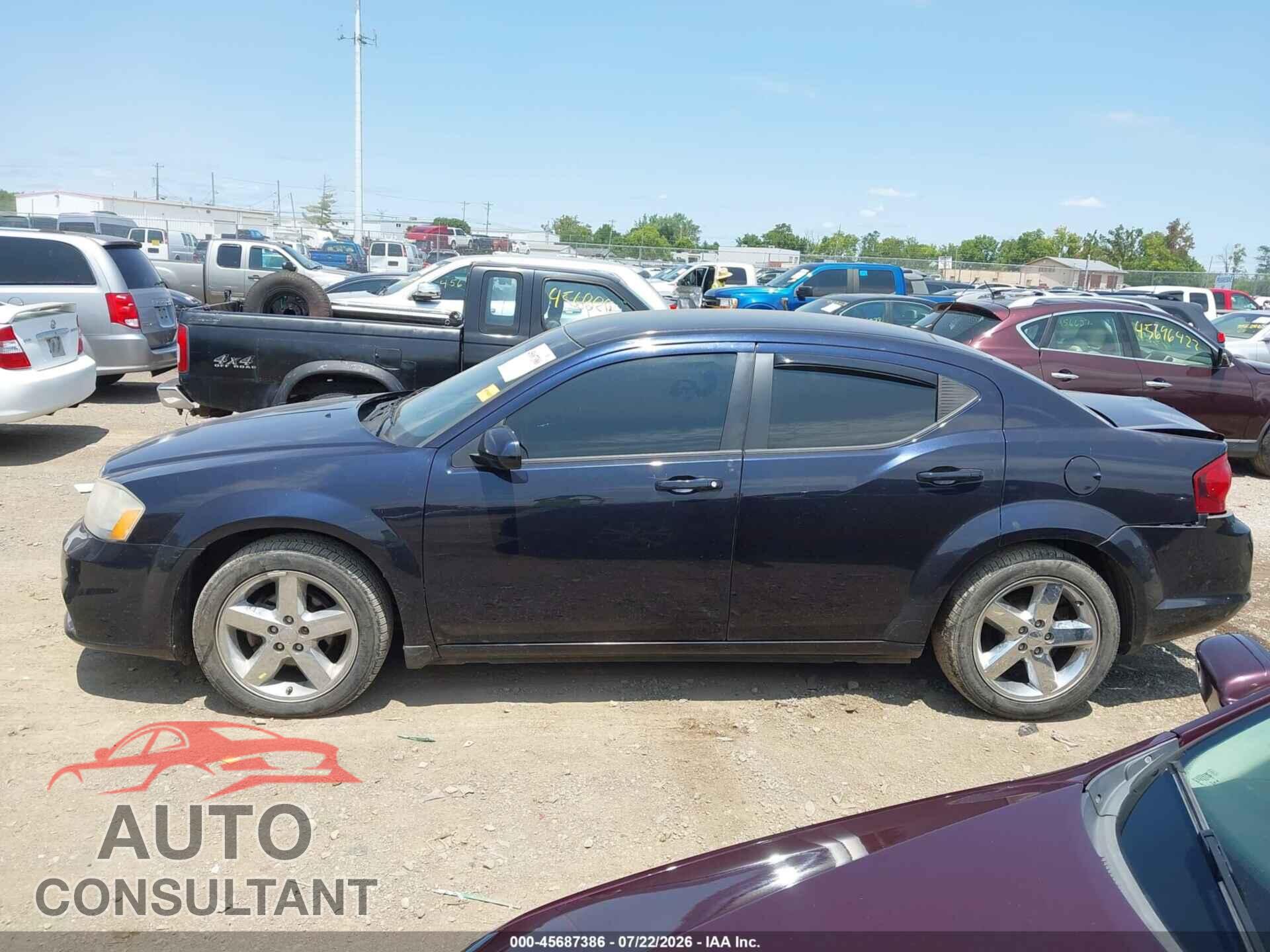 DODGE AVENGER 2011 - 1B3BD2FB1BN524752