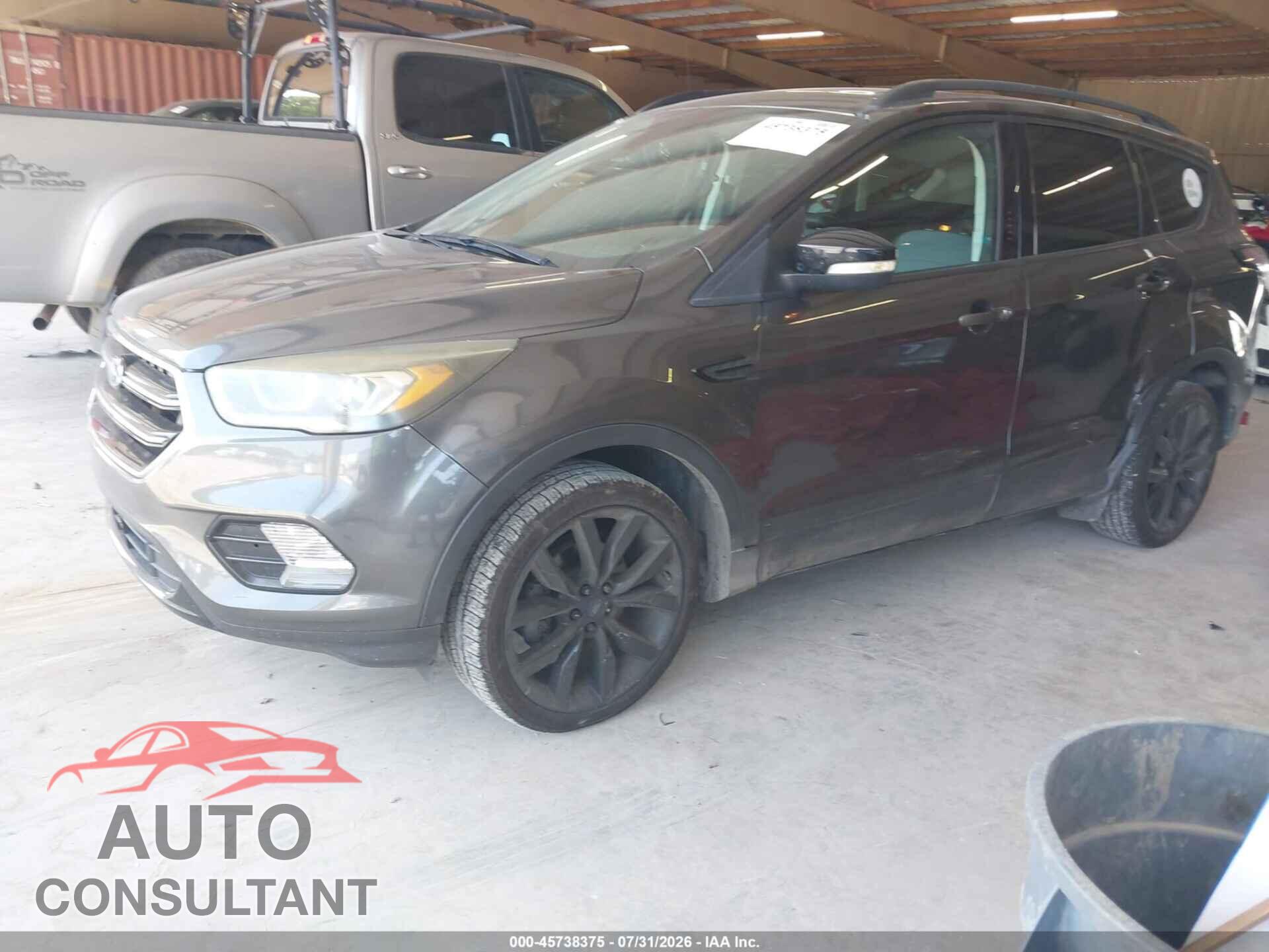 FORD ESCAPE 2017 - 1FMCU0JD9HUC31420