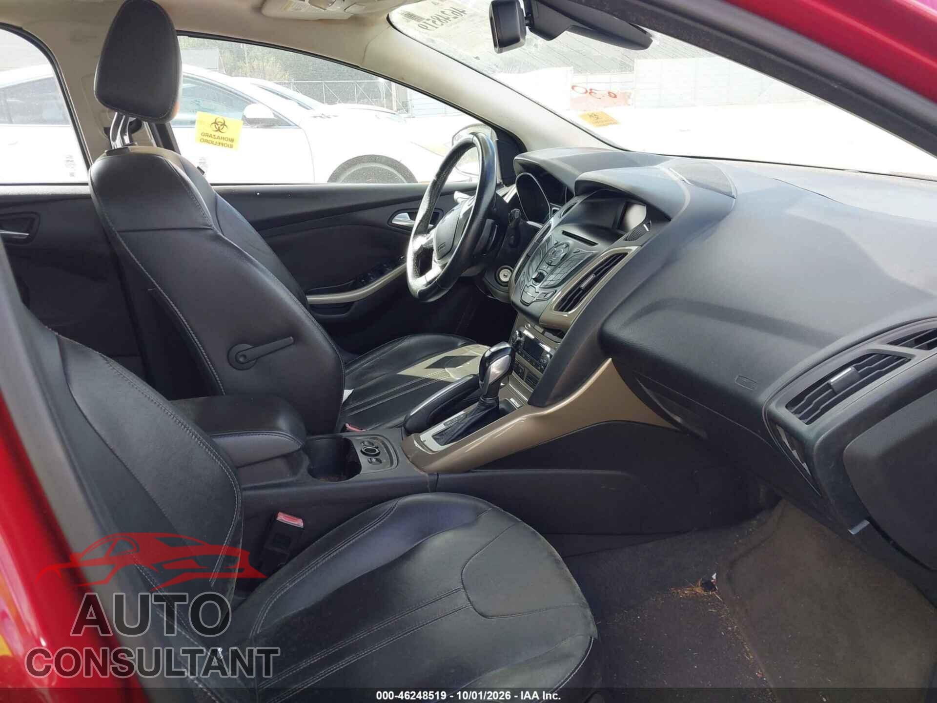 FORD FOCUS 2012 - 1FAHP3M24CL109016