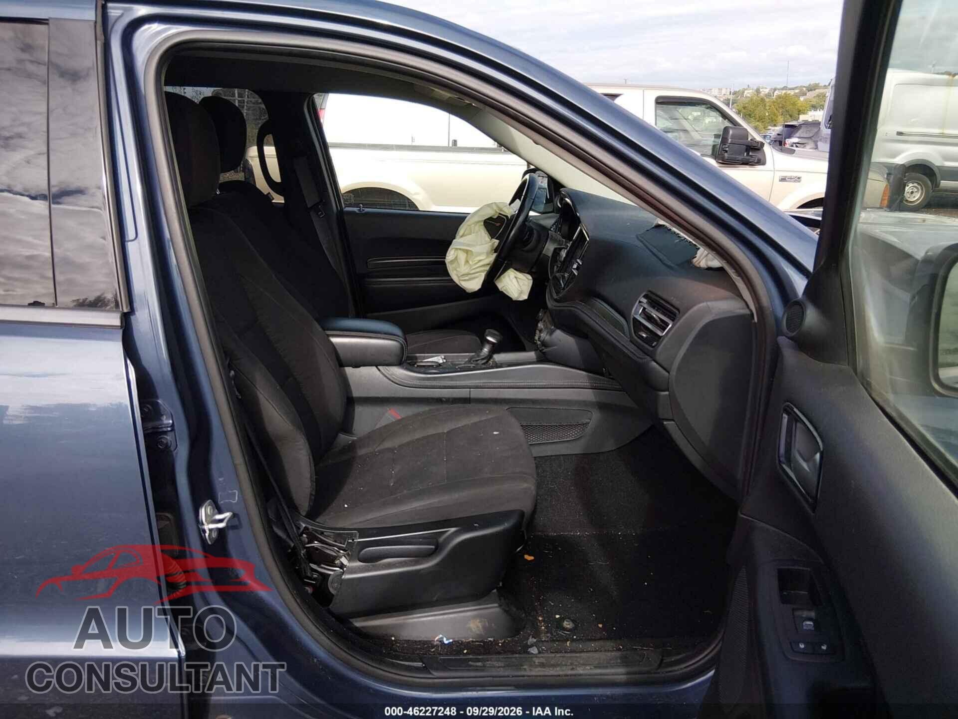 DODGE DURANGO 2021 - 1C4RDJAG1MC557582
