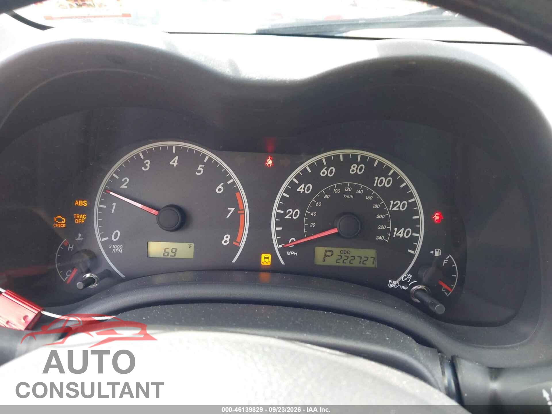 TOYOTA COROLLA 2013 - 2T1BU4EE0DC017708